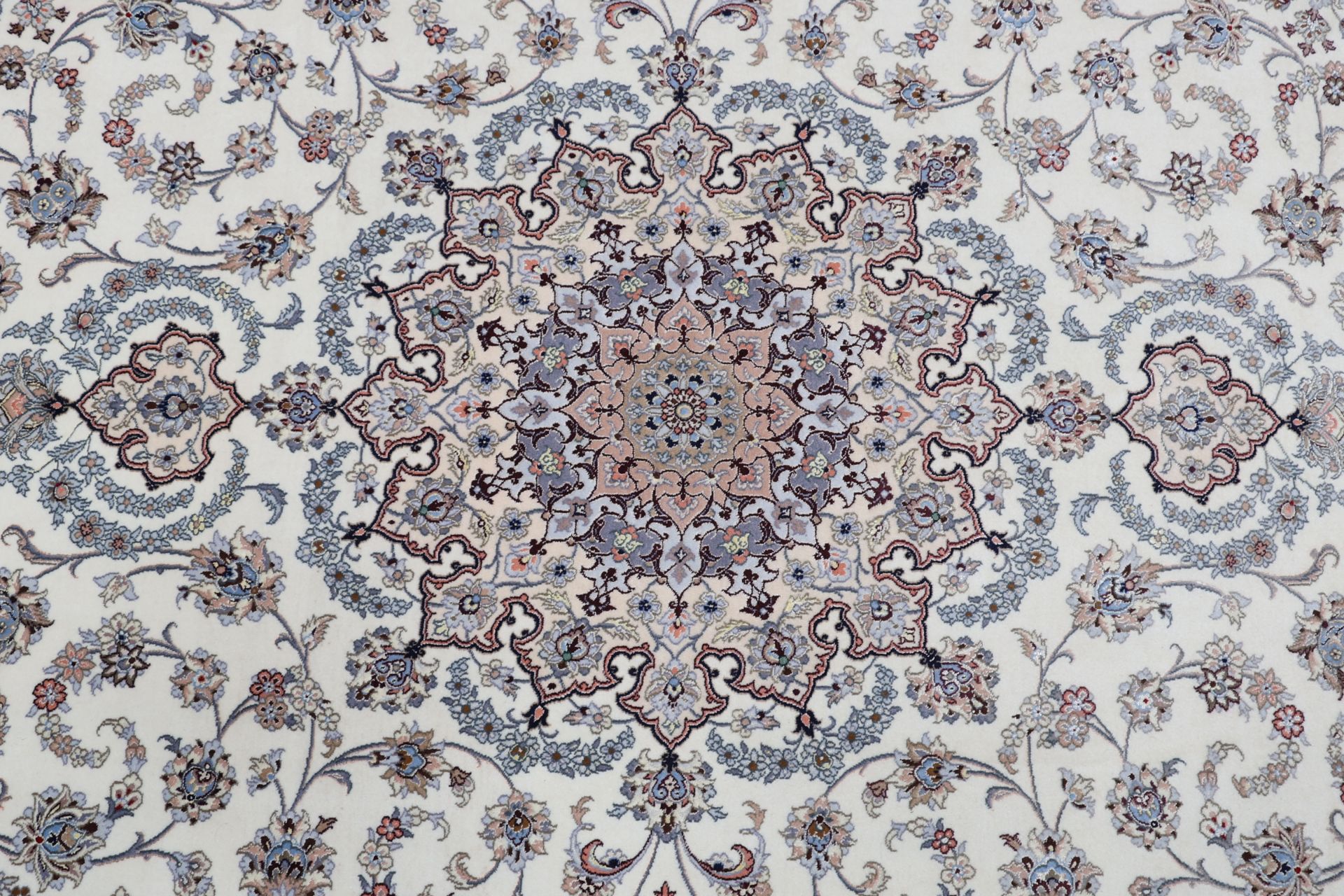 Isfahan Perserteppich aus Iran, 202 × 305 cm