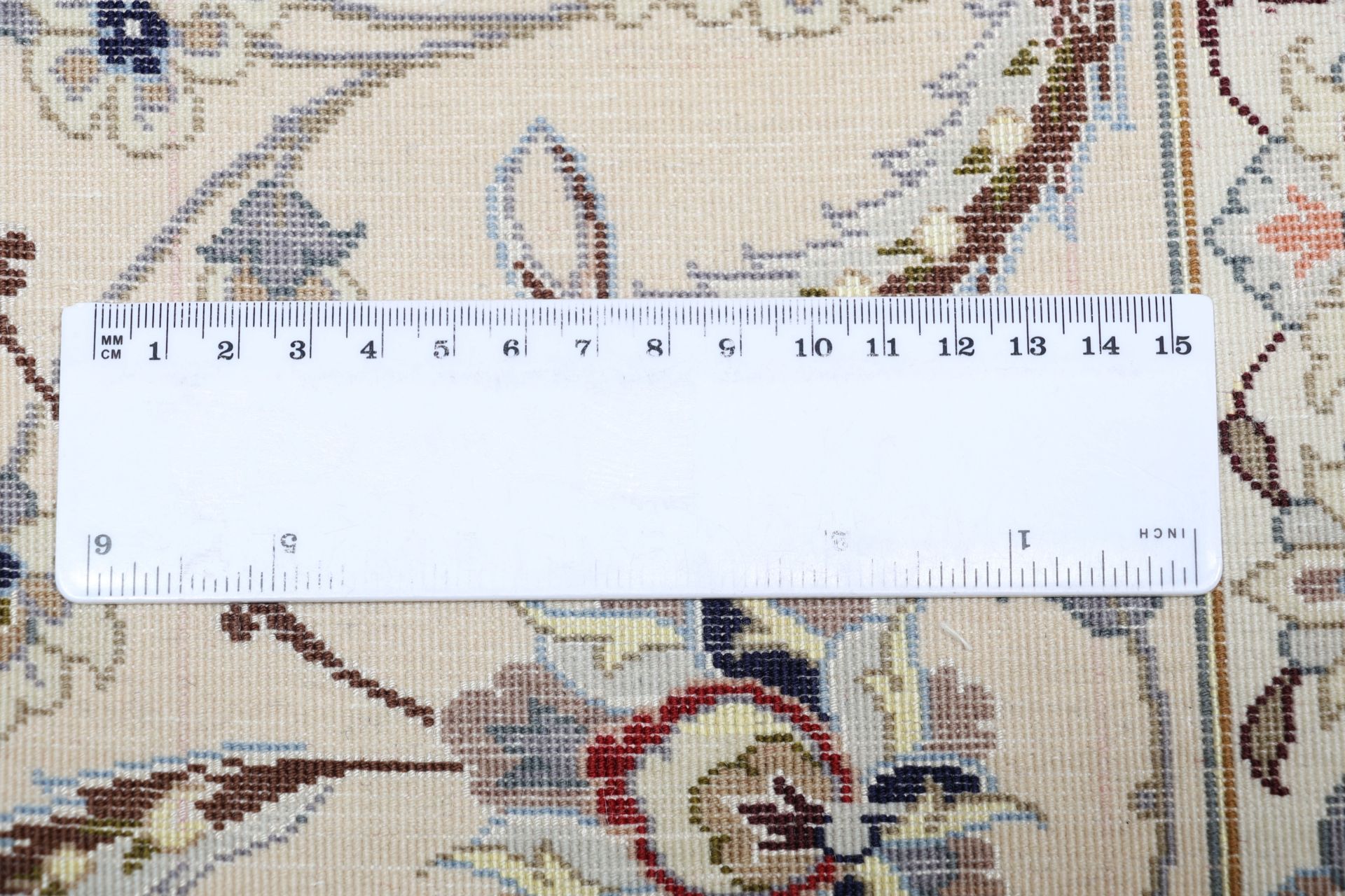 Isfahan Perserteppich aus Iran, 202 × 305 cm