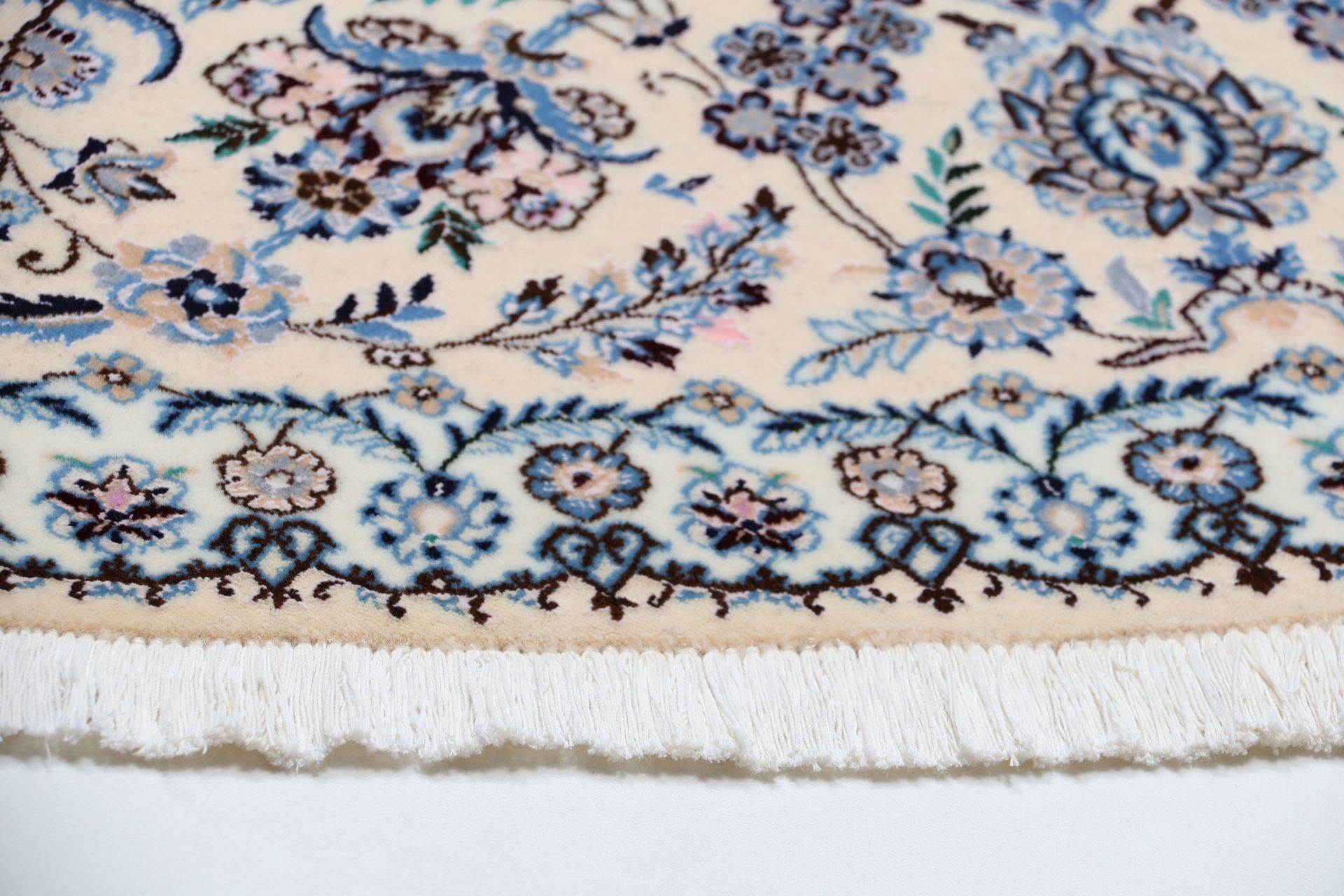 Nain Perserteppich aus Iran, 250 × 250 cm