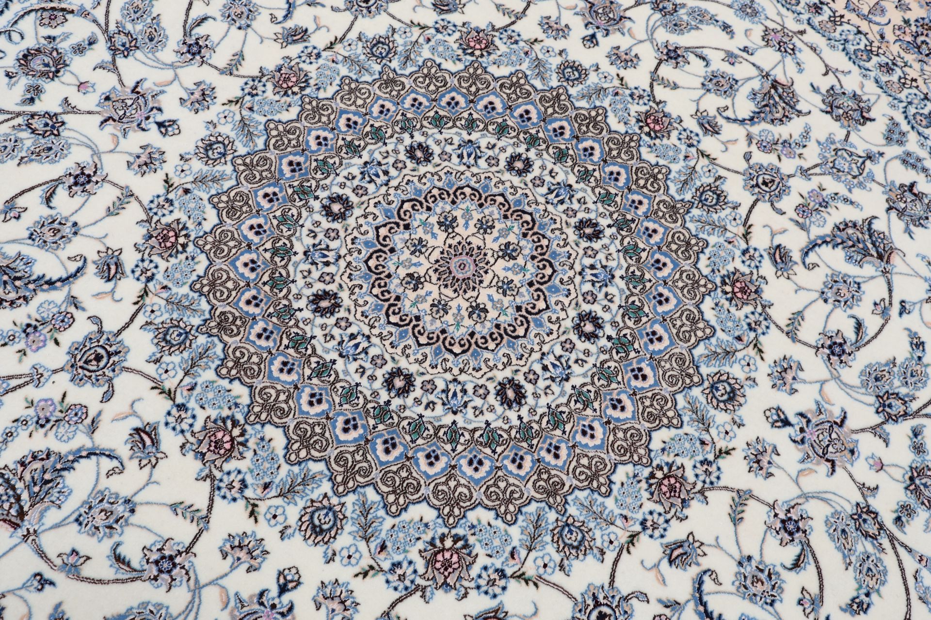 Nain Perserteppich aus Iran, 250 × 250 cm