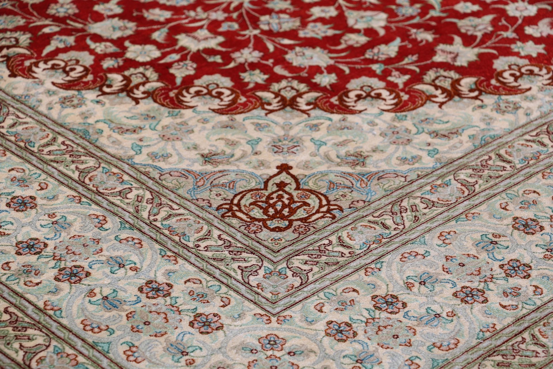 Ghom Perserteppich aus Iran, 196 × 300 cm