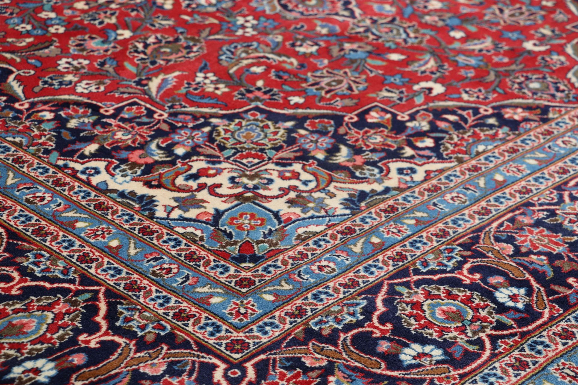 Kashan Perserteppich 250 × 357 cm aus Wolle, handgeknüpft