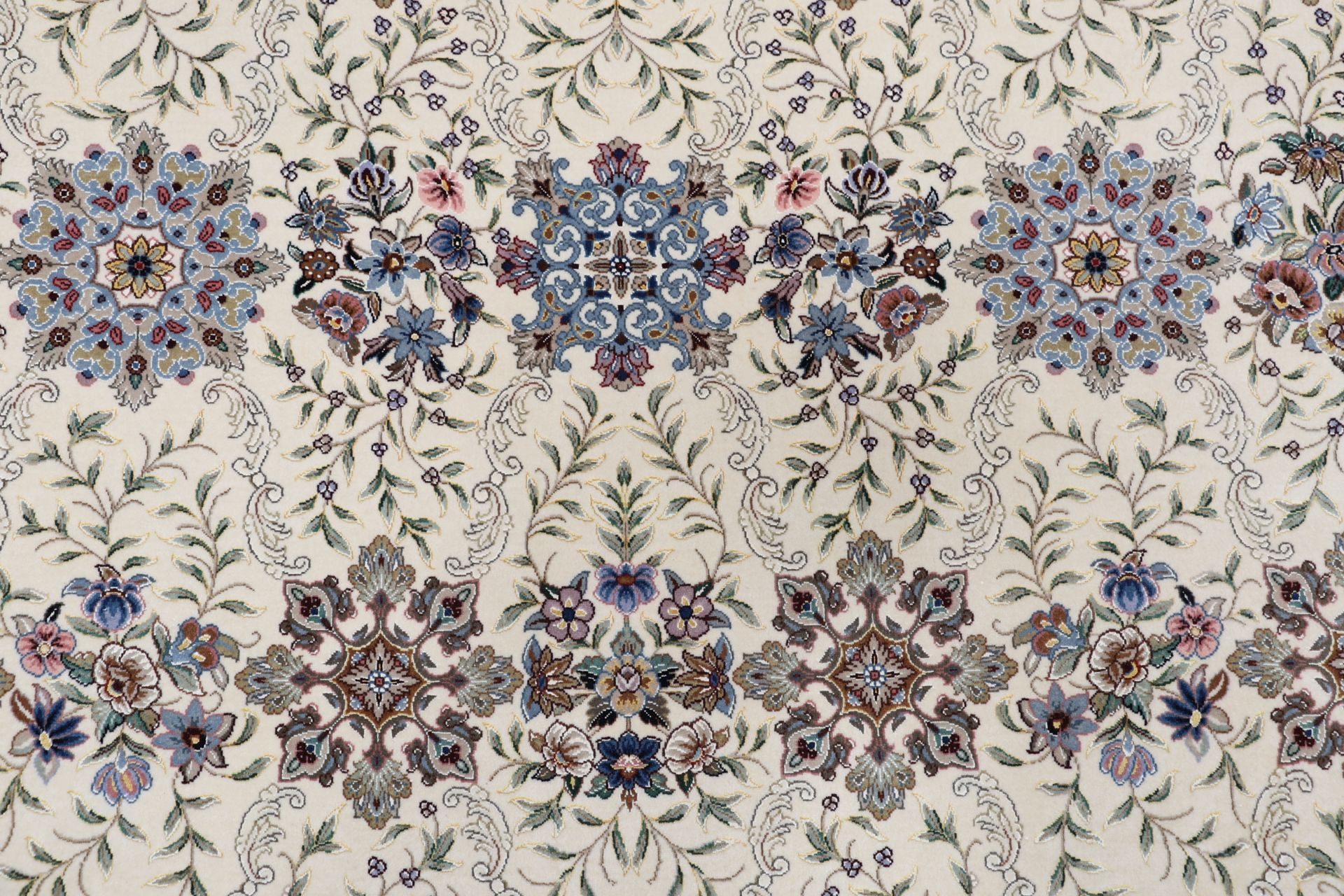 perserteppich-isfahan-215-x-307-cm-schurwolle-seide-handgeknupft-12 Isfahan Perserteppich aus Iran, 215 × 307 cm