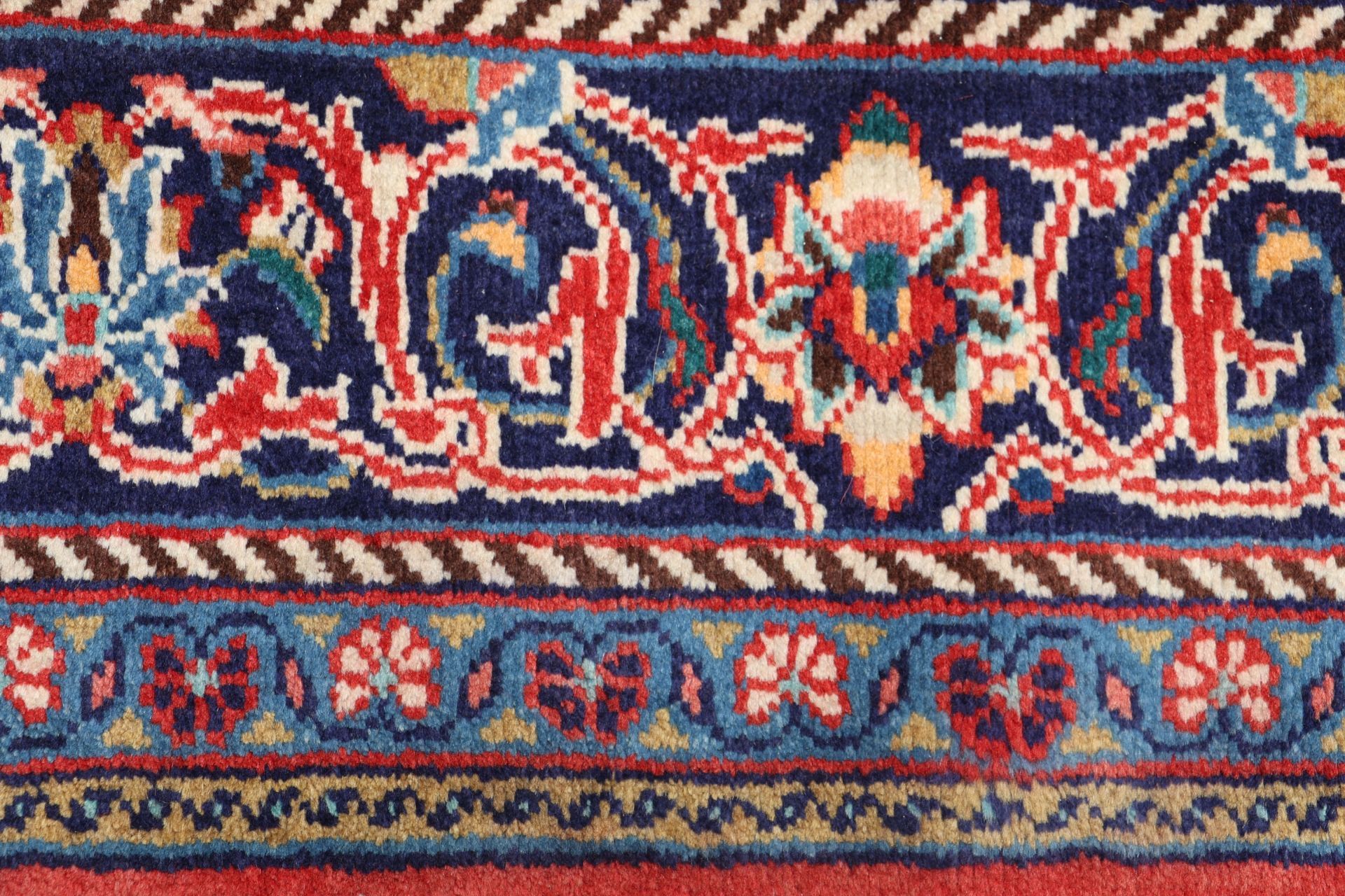 Handgeknüpfter Perserteppich 214 × 328 cm
