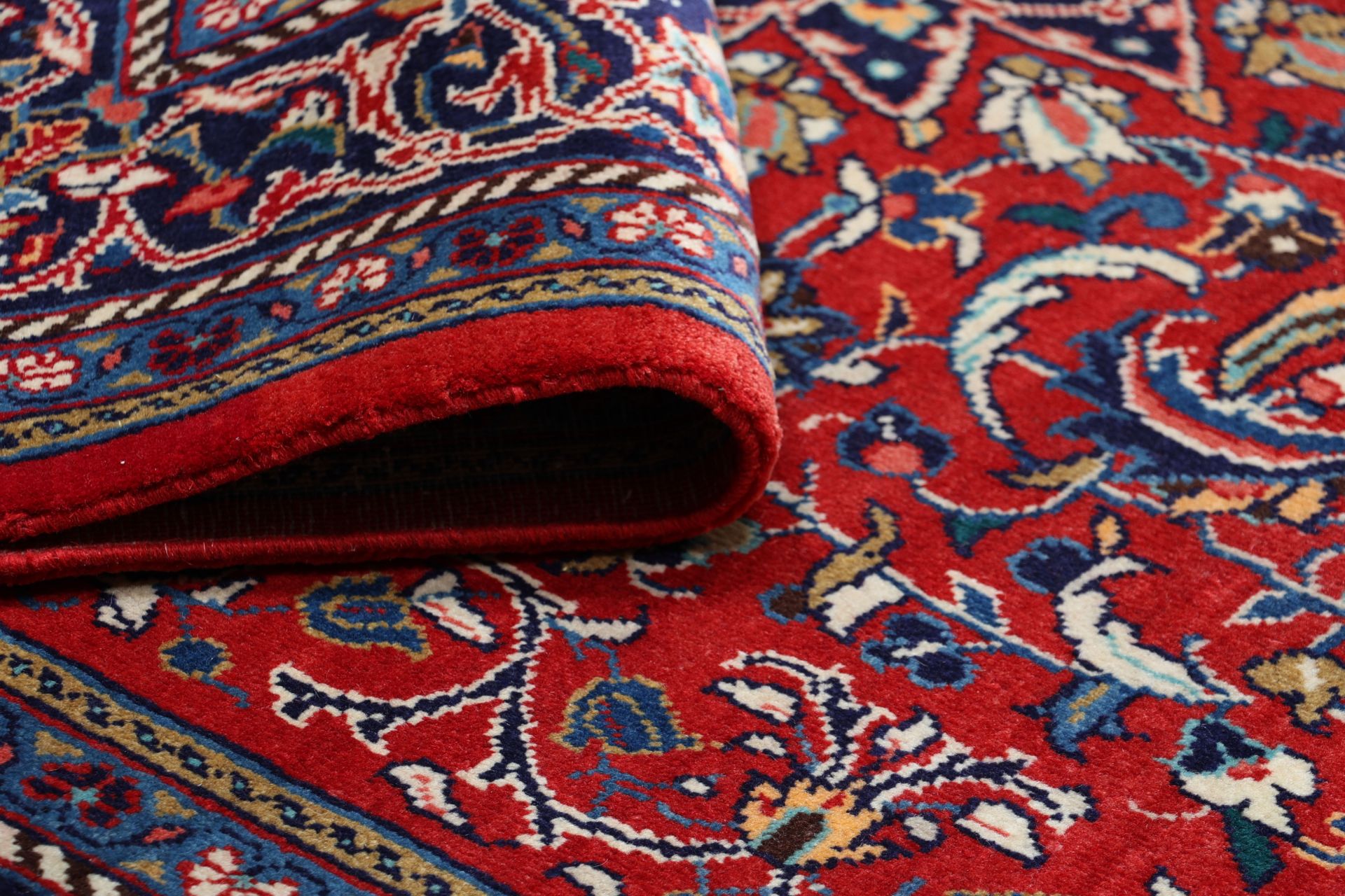Handgeknüpfter Perserteppich 214 × 328 cm