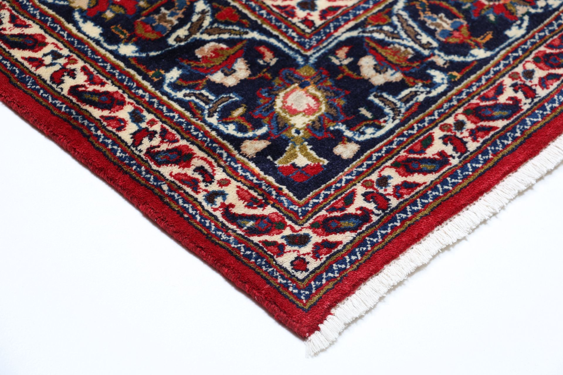Mashhad Perserteppich aus Iran, 198 × 307 cm