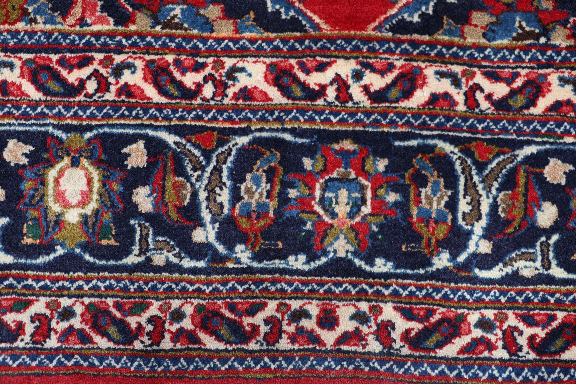 Mashhad Perserteppich aus Iran, 198 × 307 cm