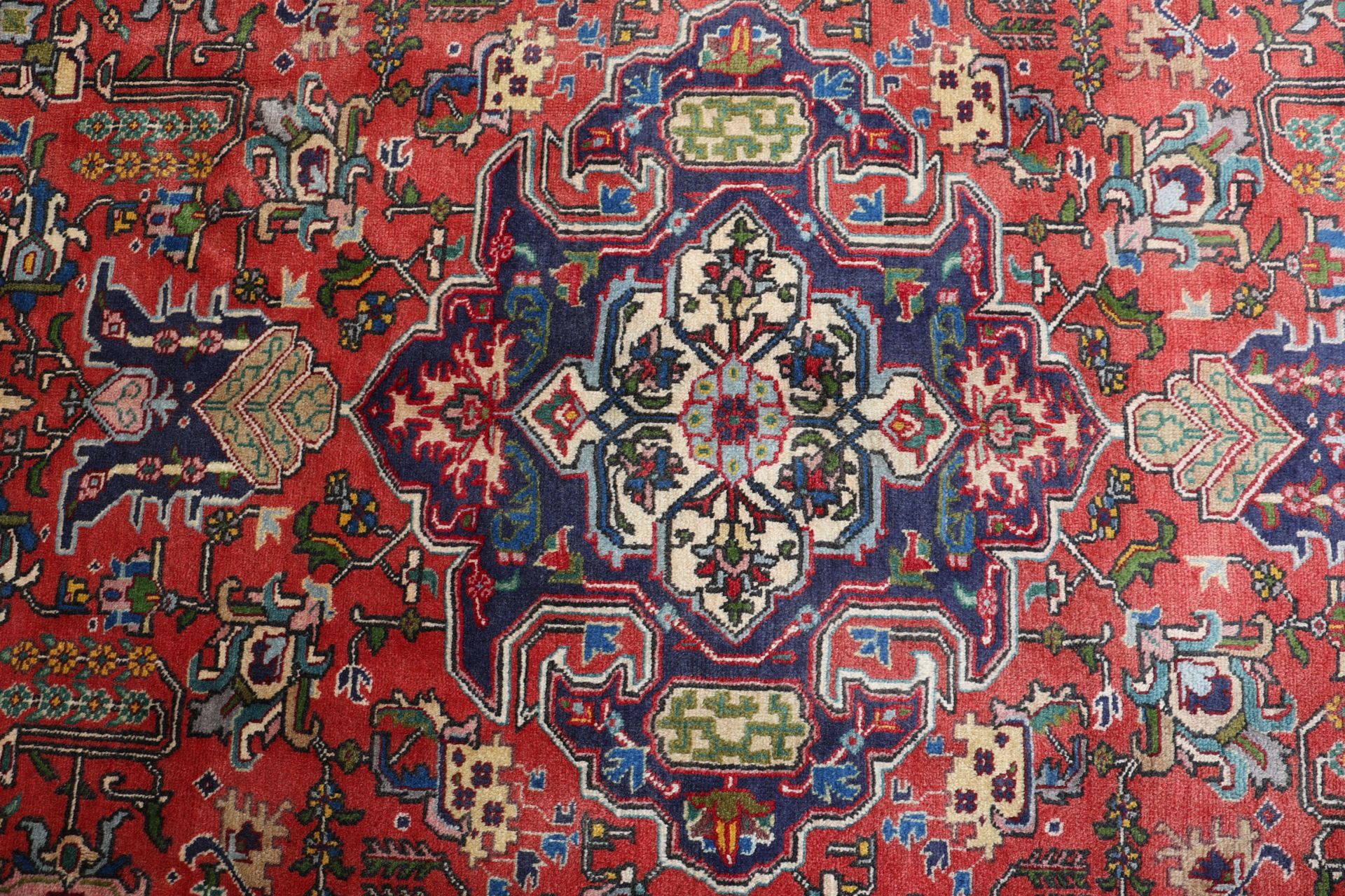 Handgeknüpfter Täbriz Perserteppich, 199 × 266 cm, Wolle