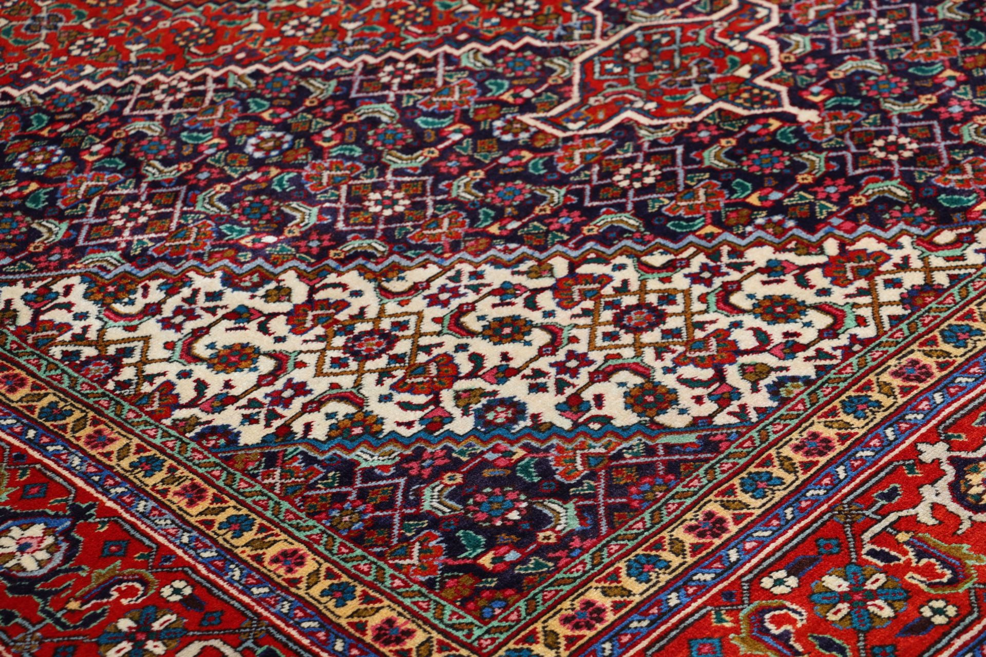 Täbriz Perserteppich aus Iran, 201 × 294 cm