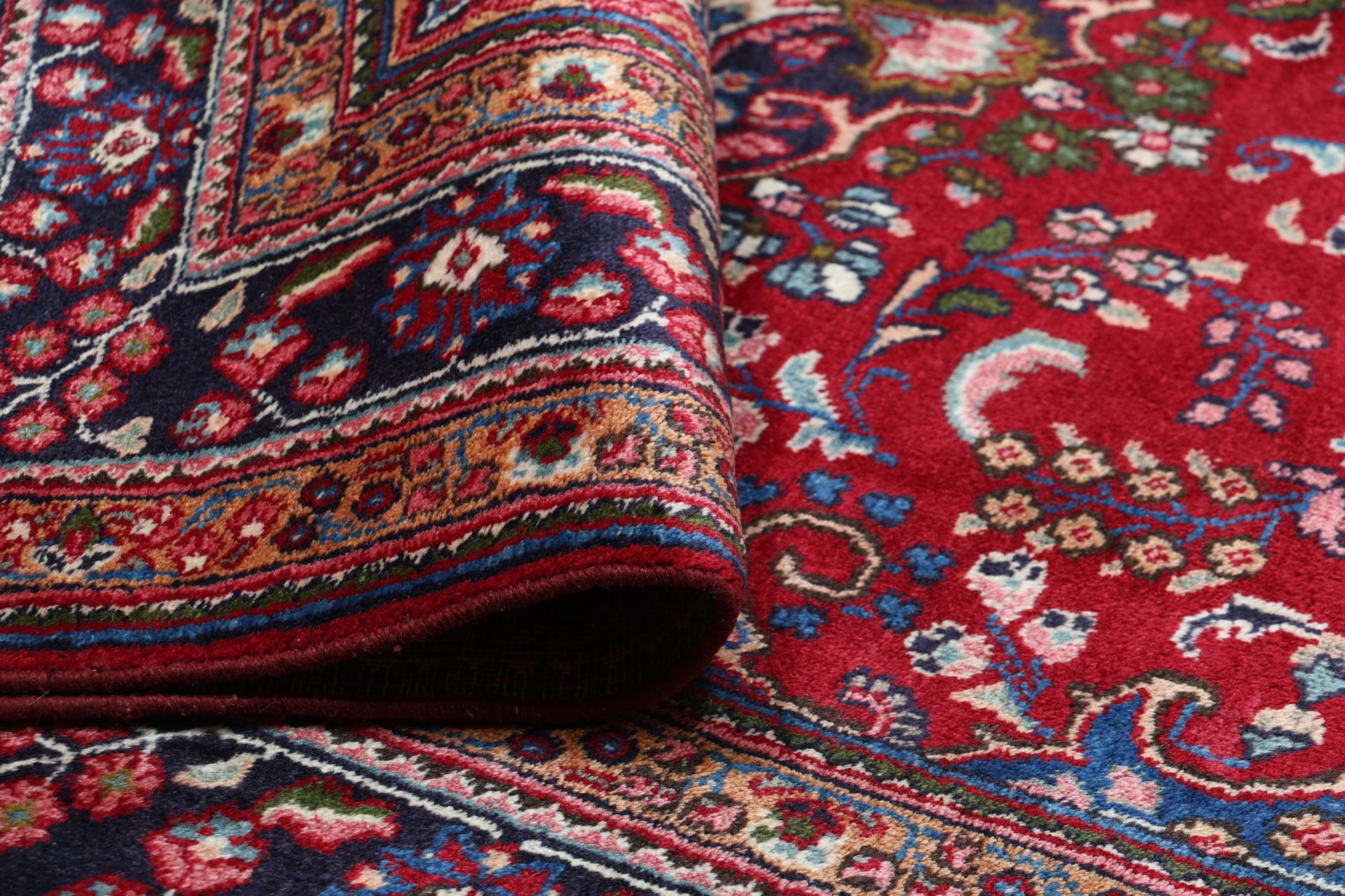 Mashhad Perserteppich 198 × 300 cm aus Wolle, handgeknüpft