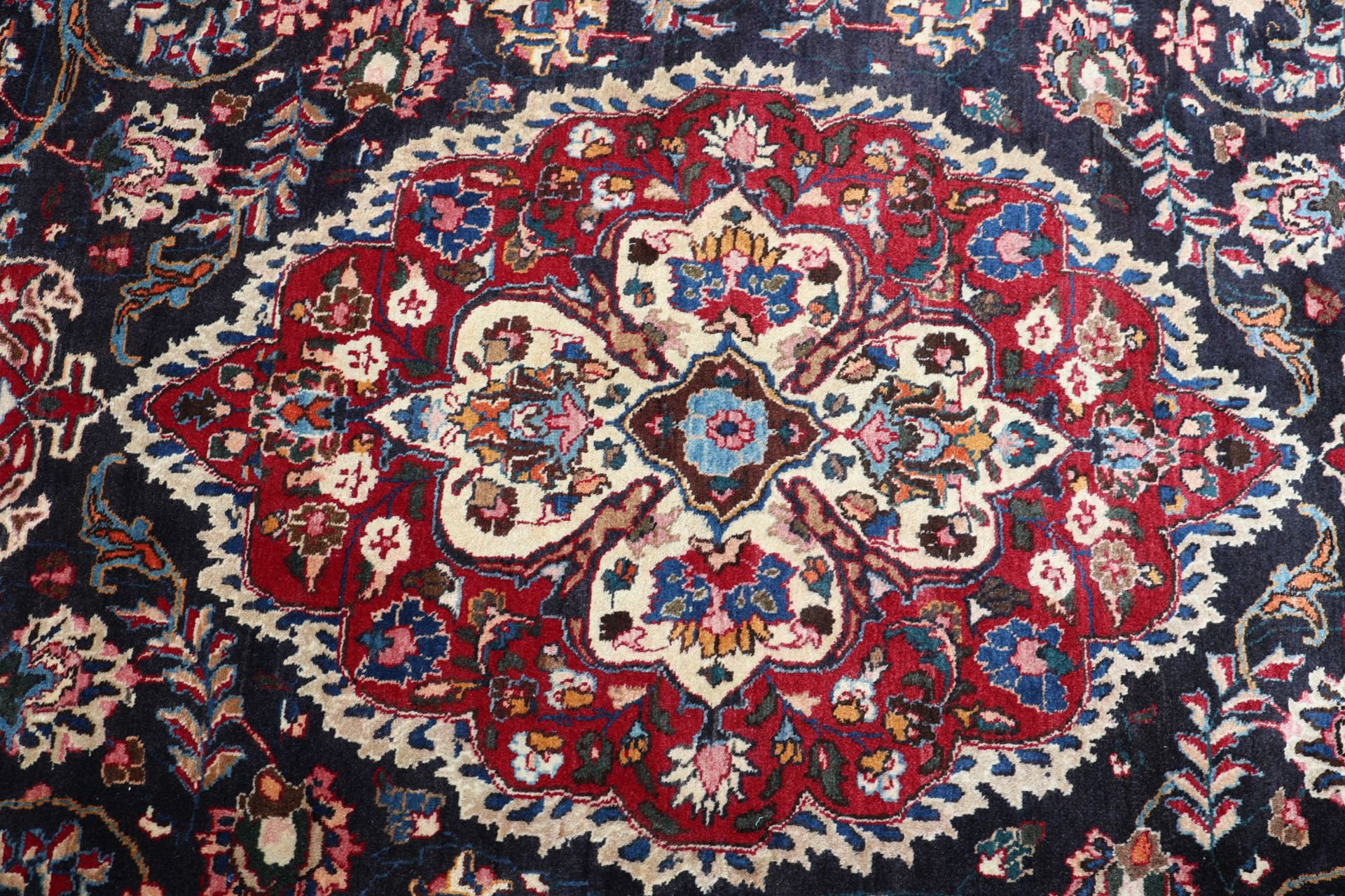 Handgeknüpfter Mashhad Perserteppich 248 × 345 cm