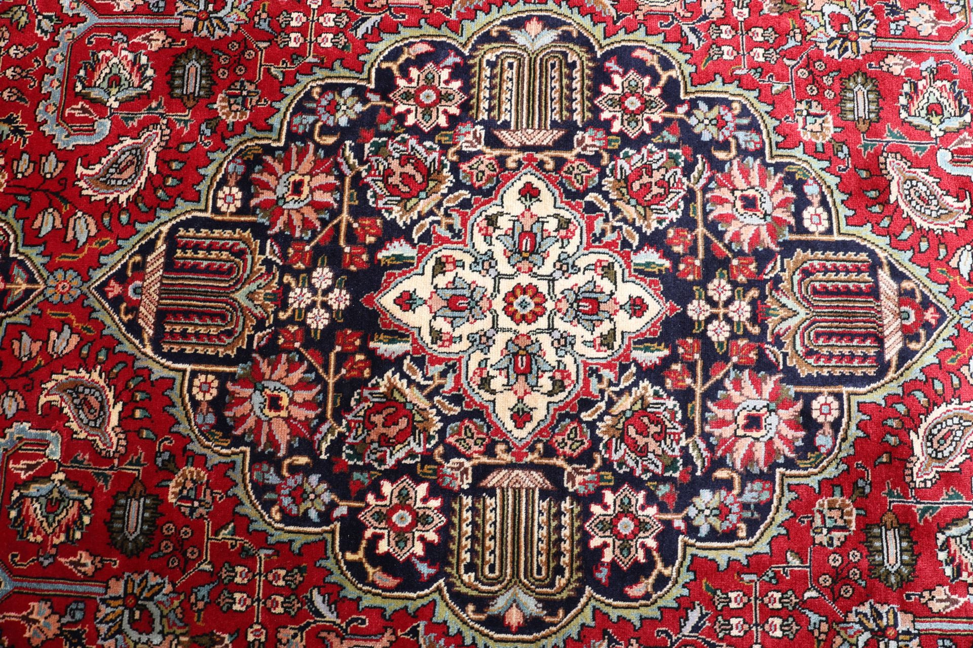 Handgeknüpfter Täbriz Perserteppich 255 × 350 cm