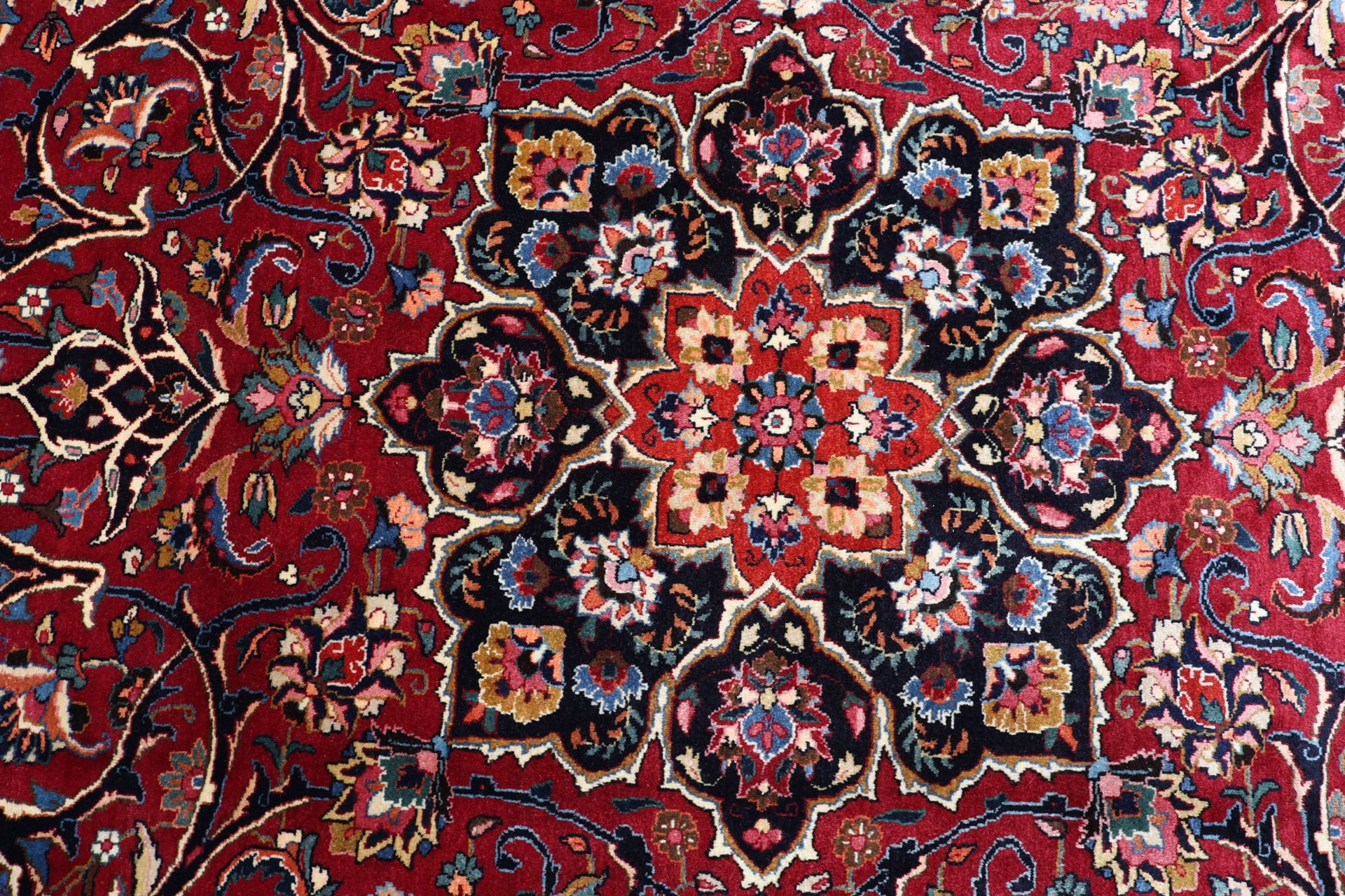 perserteppich-mashad-243-x-344-cm-schurwolle-handgeknupft-19 Handgeknüpfter Mashhad Perserteppich, 243 × 344 cm, Wolle