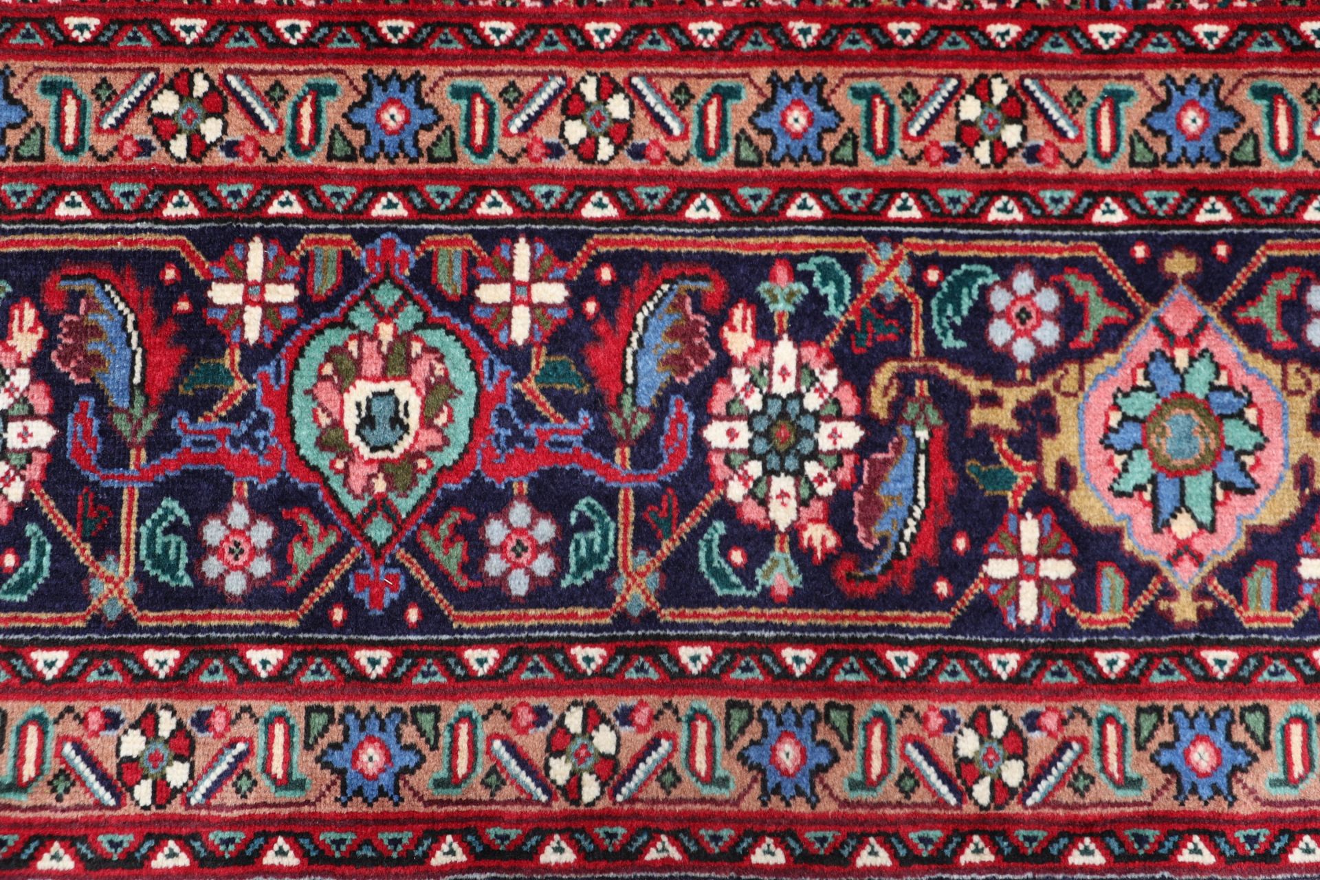 Handgeknüpfter Täbriz Perserteppich 250 × 345 cm
