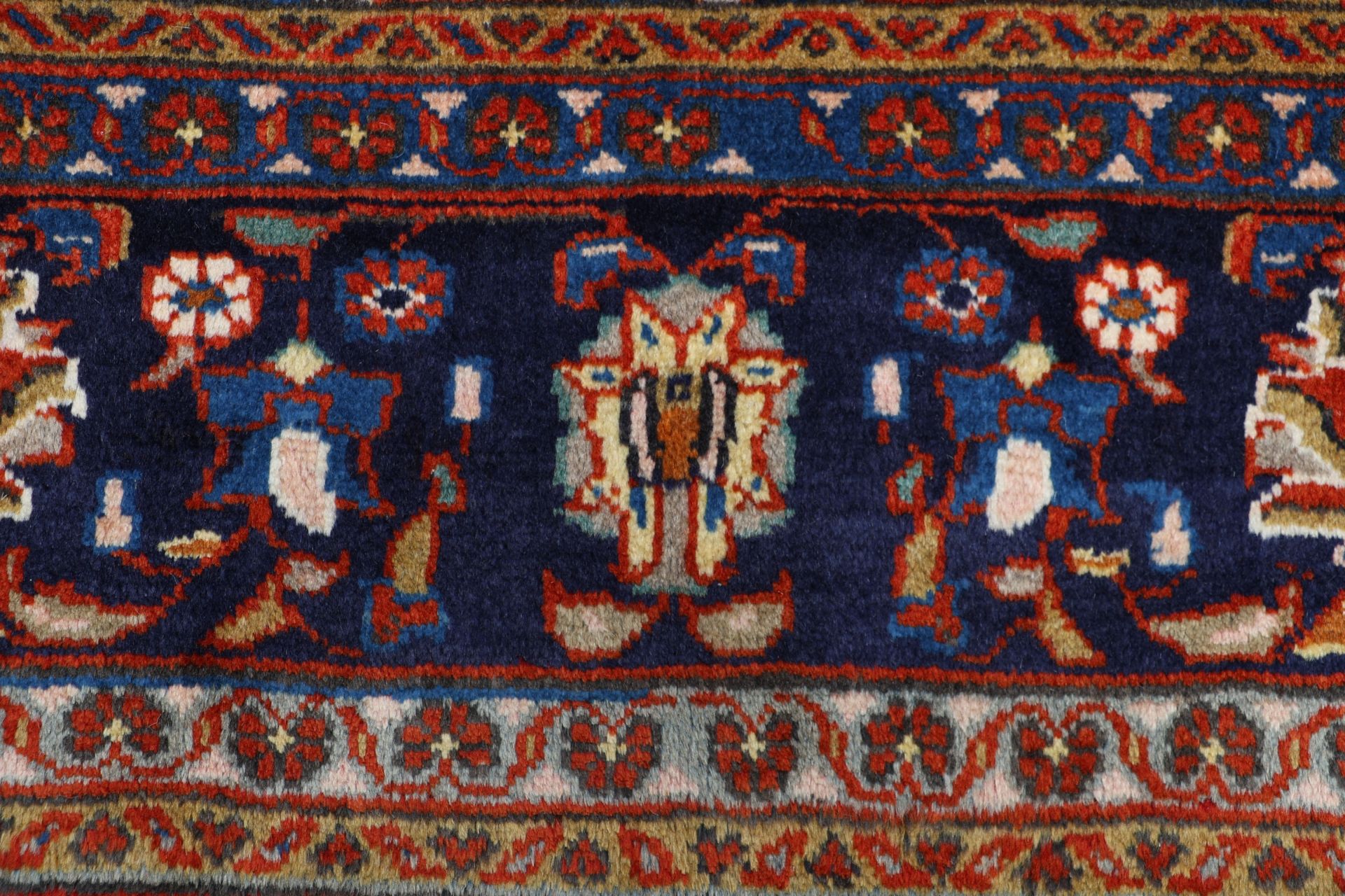 Handgeknüpfter Perserteppich, 257 × 345 cm, Wolle