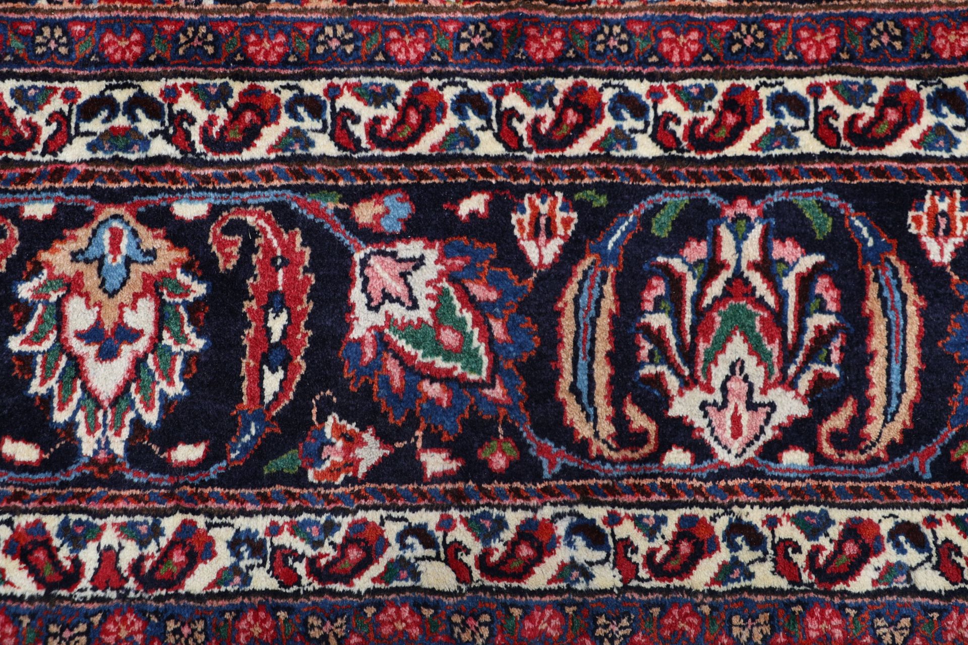 Handgeknüpfter Mashhad Perserteppich 247 × 367 cm