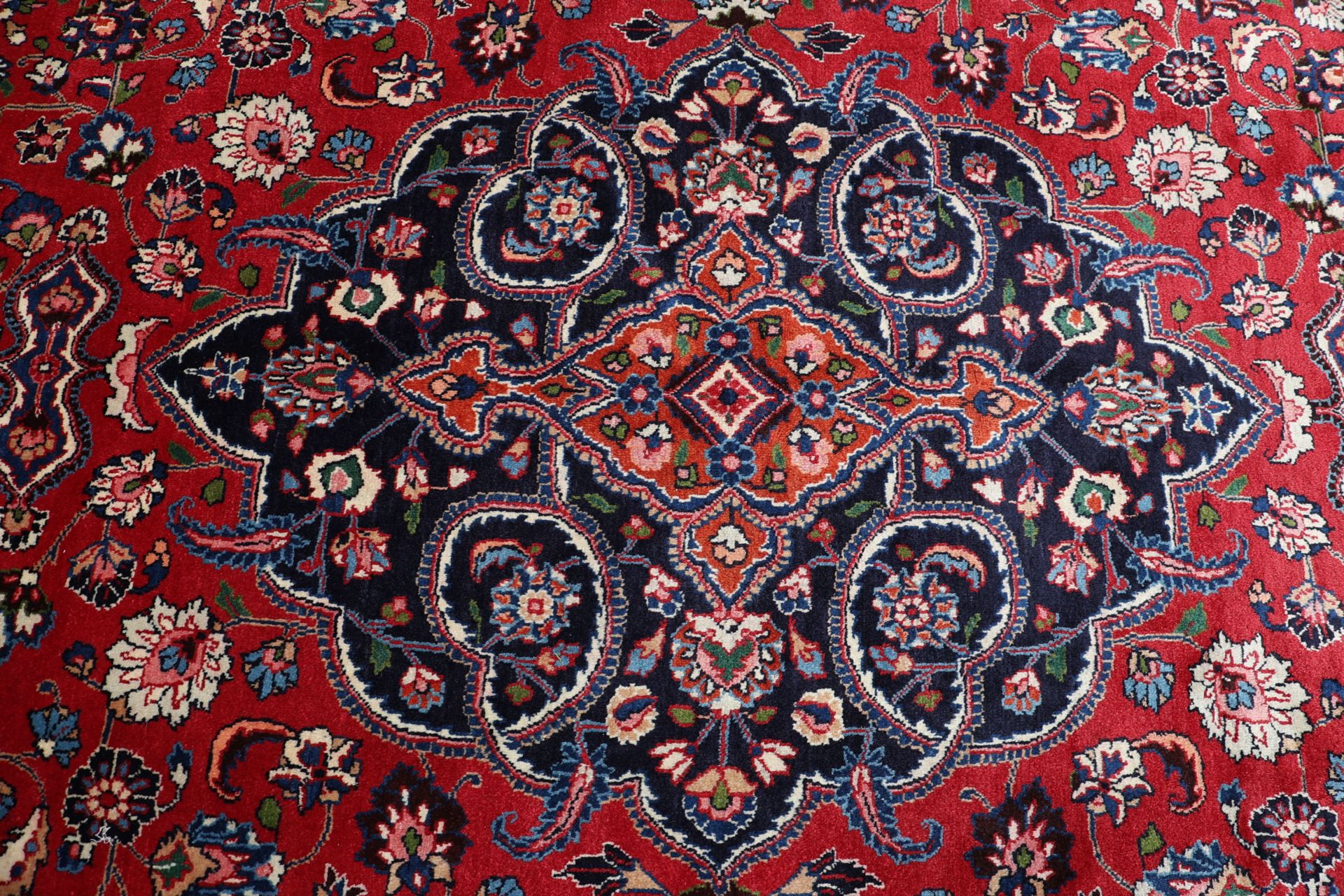 Handgeknüpfter Mashhad Perserteppich 247 × 367 cm