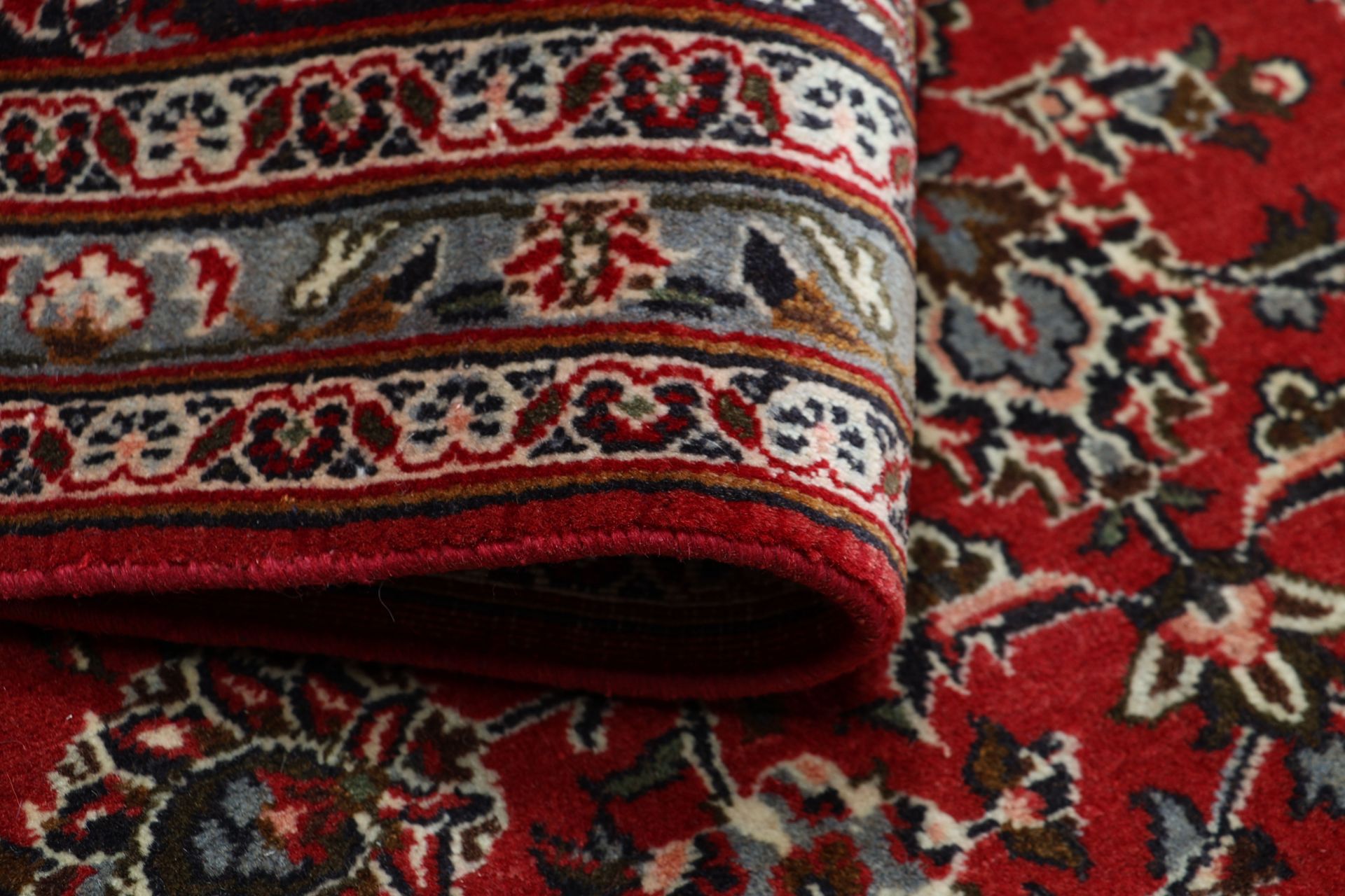 perserteppich-mashad-245-x-328-cm-schurwolle-handgeknupft-9 Mashhad Perserteppich aus Iran, 245 × 328 cm