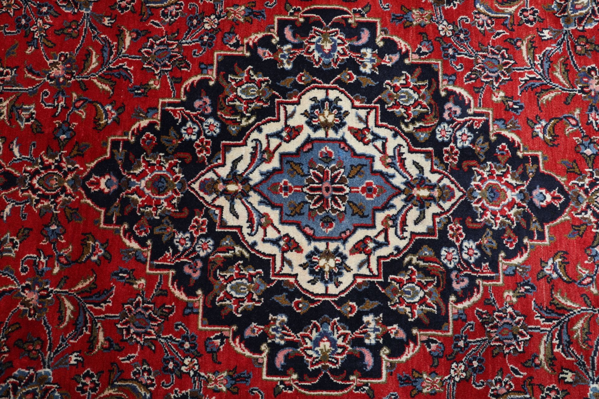 perserteppich-mashad-250-x-343-cm-schurwolle-handgeknupft-18 Mashhad Perserteppich aus Iran, 250 × 343 cm