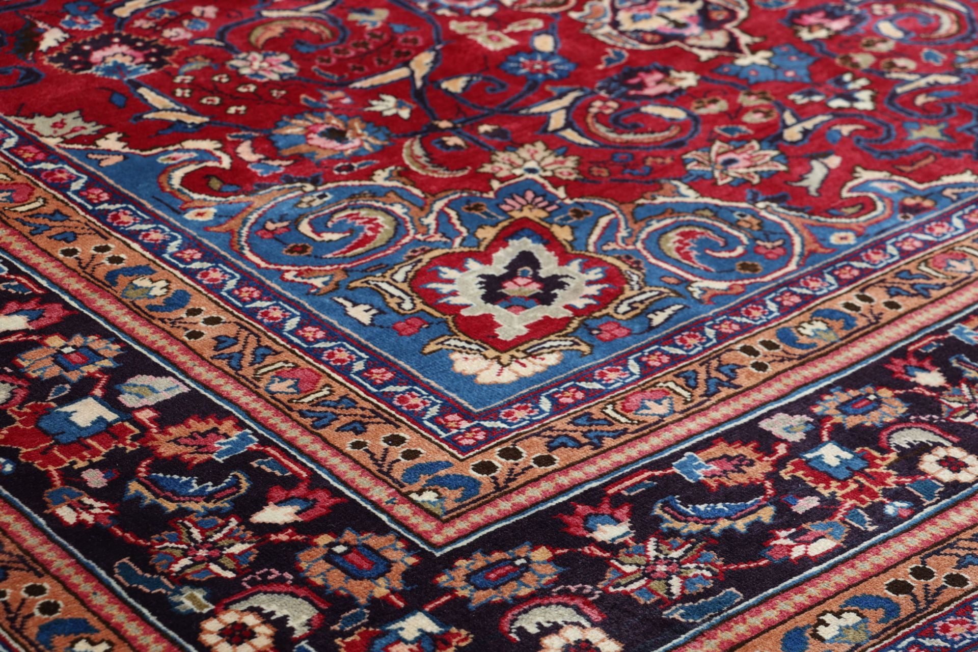 perserteppich-mashad-245-x-345-cm-schurwolle-handgeknupft-14 Mashhad Perserteppich 245 × 345 cm aus Wolle, handgeknüpft