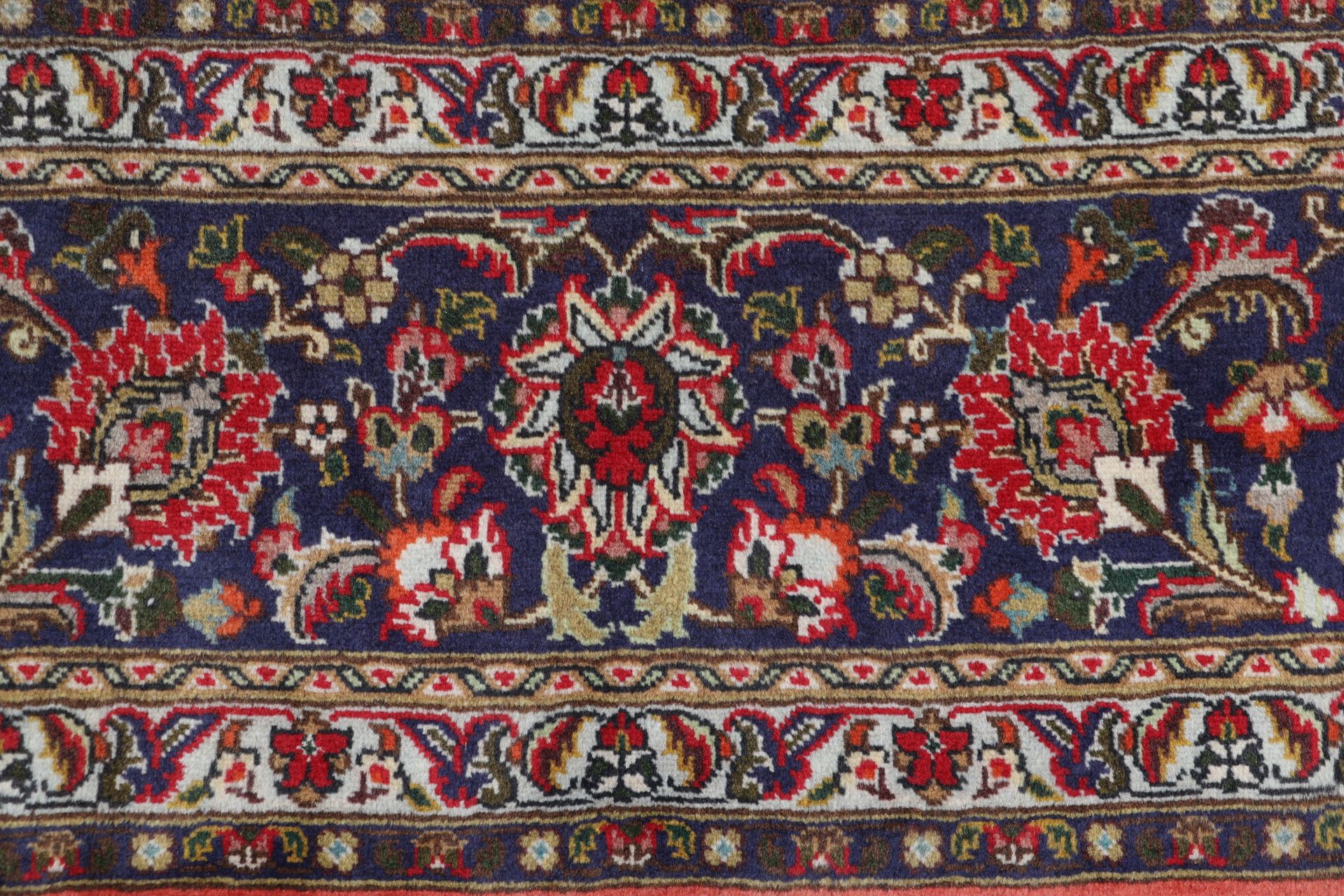 Handgeknüpfter Täbriz Perserteppich 243 × 340 cm