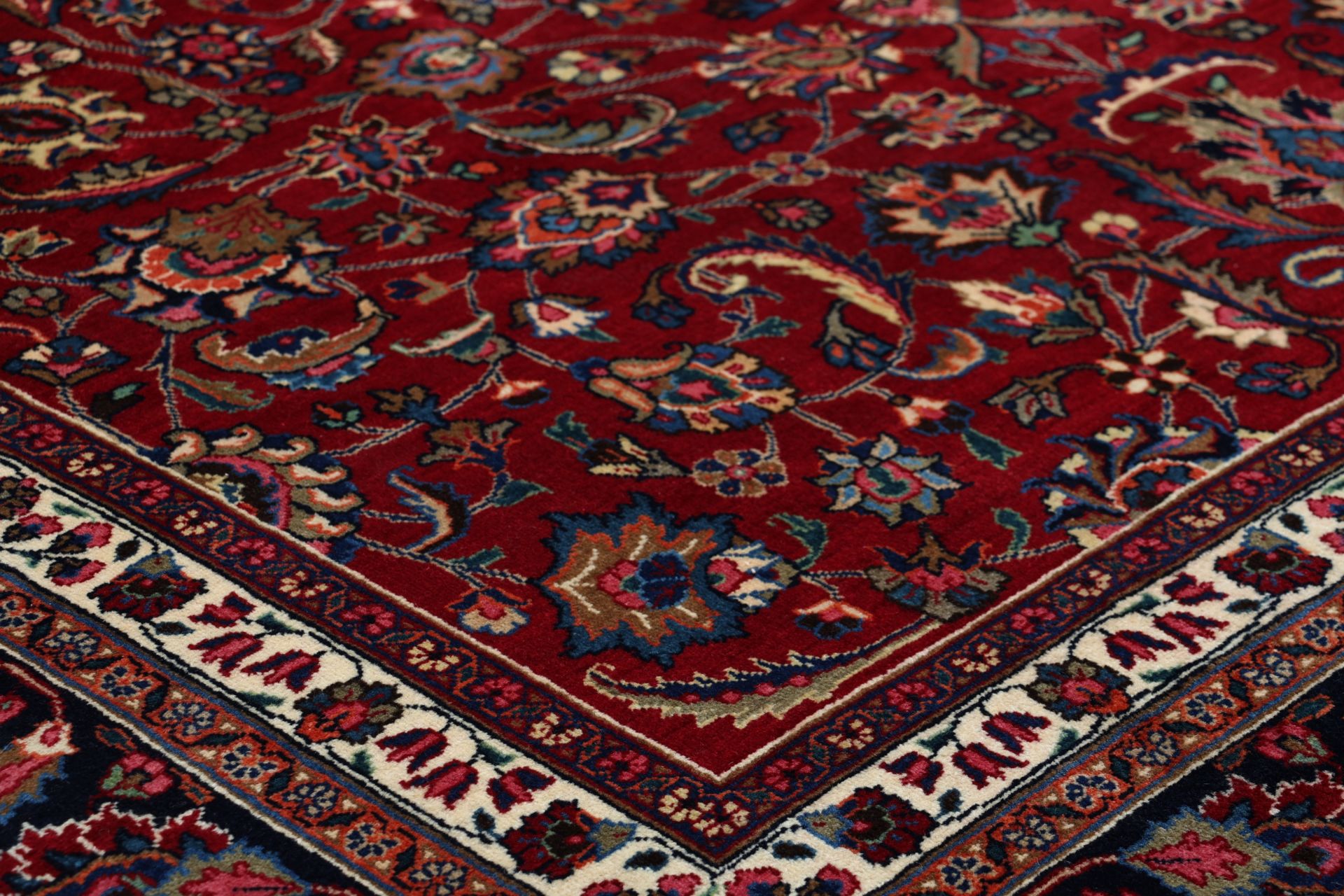 Mashhad Perserteppich aus Iran, 254 × 358 cm