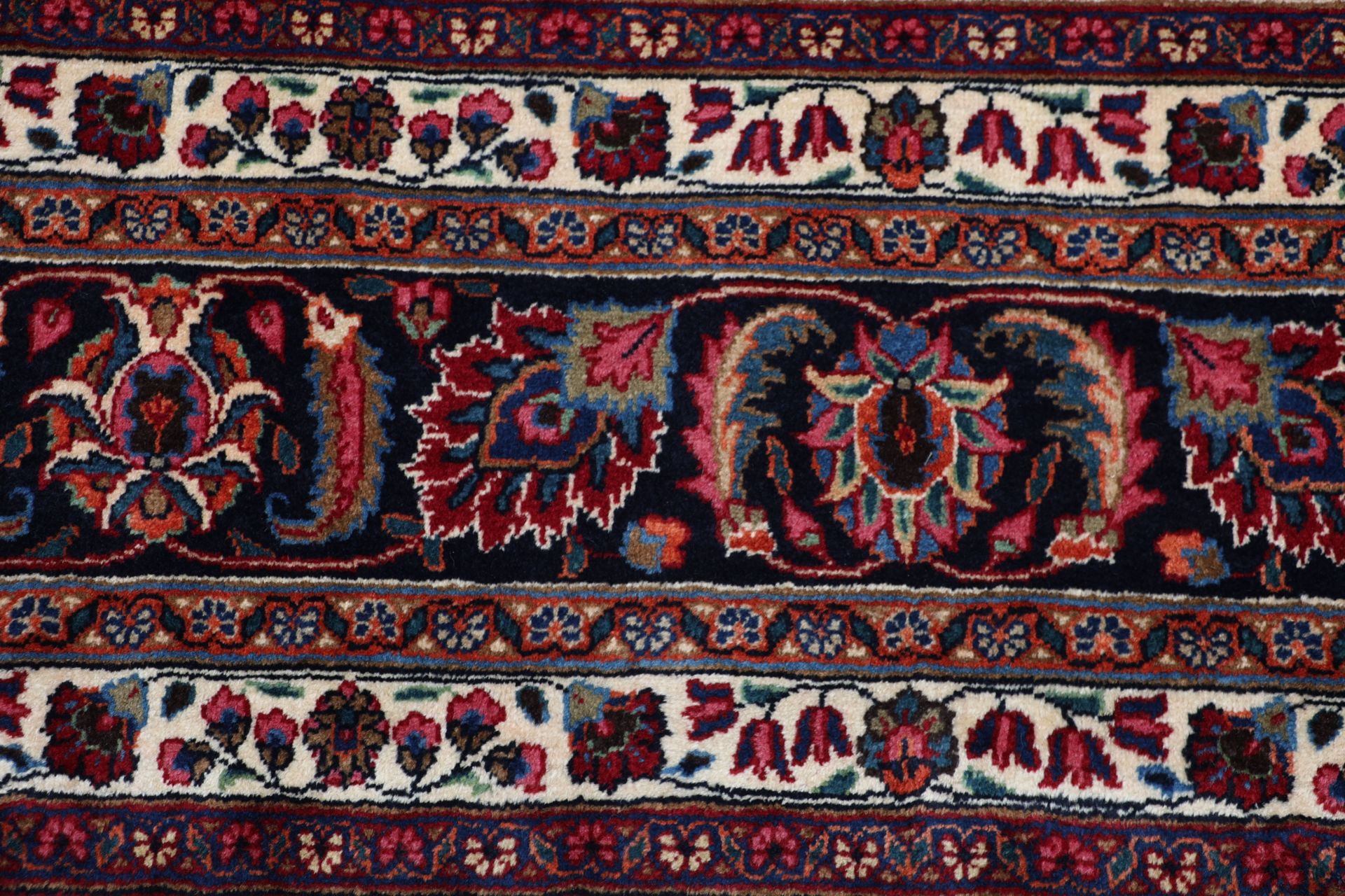 Mashhad Perserteppich aus Iran, 254 × 358 cm
