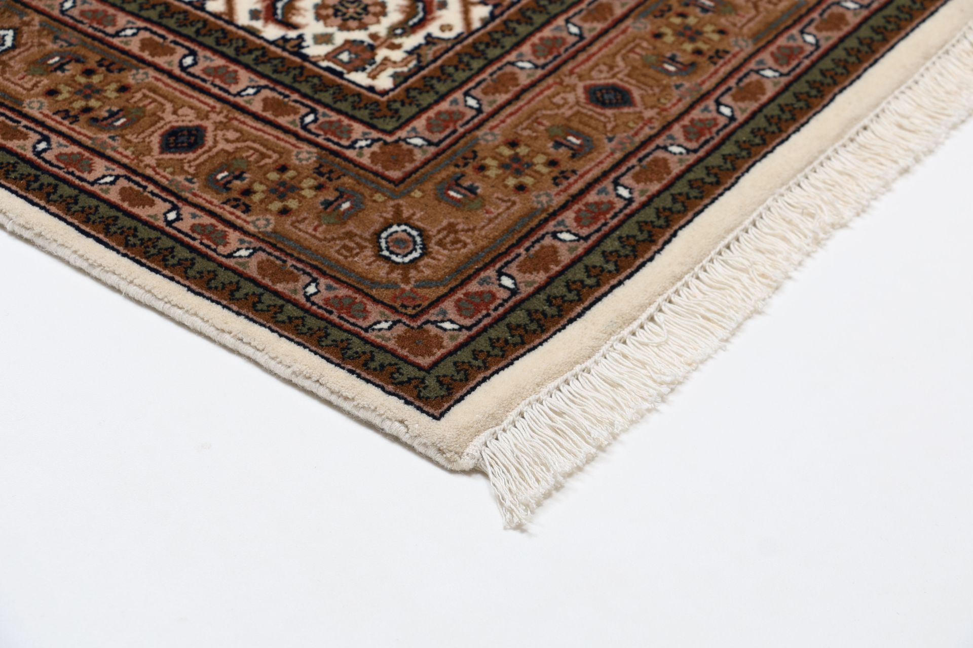 Bijar Orientteppich aus Indien, 141 × 202 cm