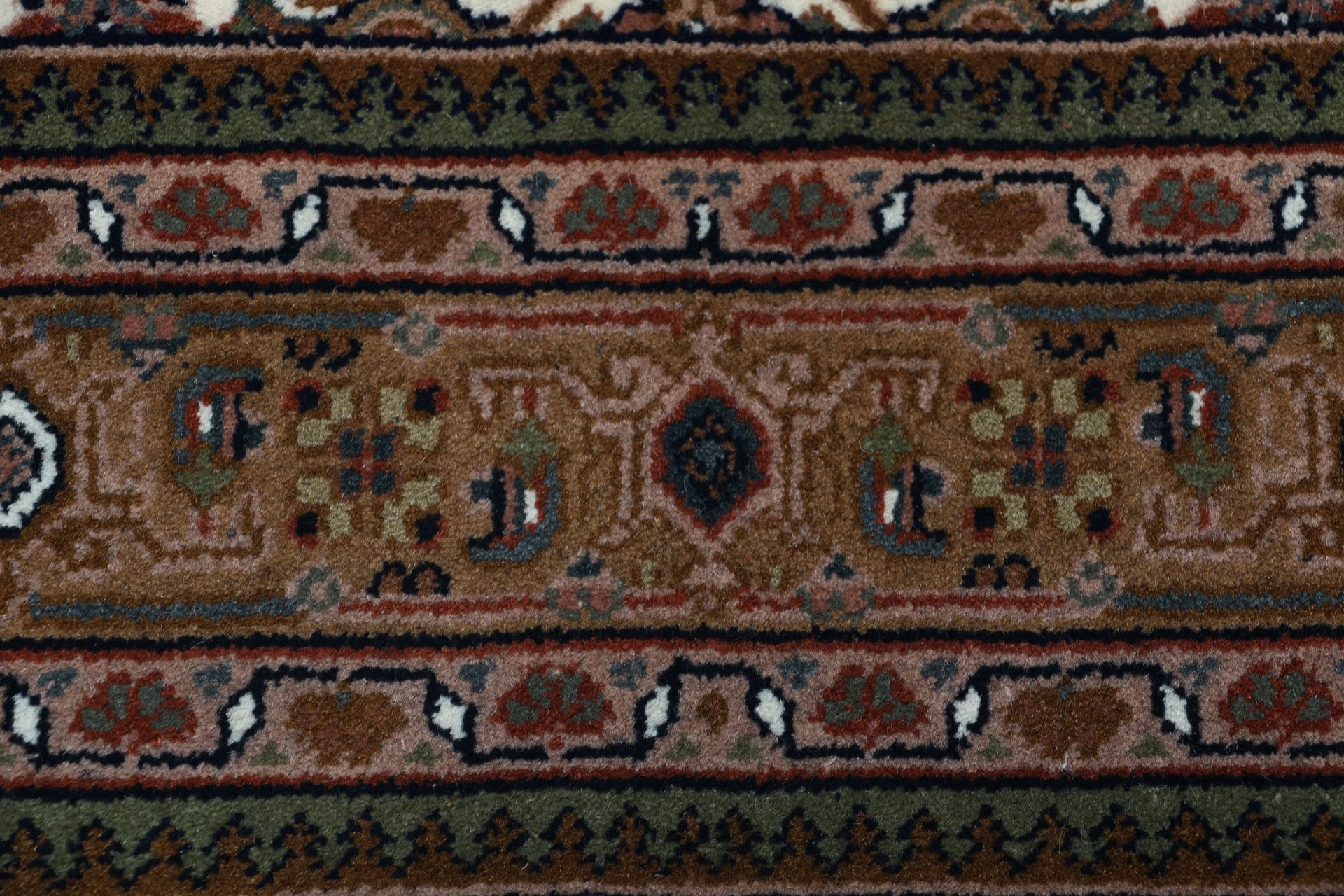 Bijar Orientteppich aus Indien, 141 × 202 cm