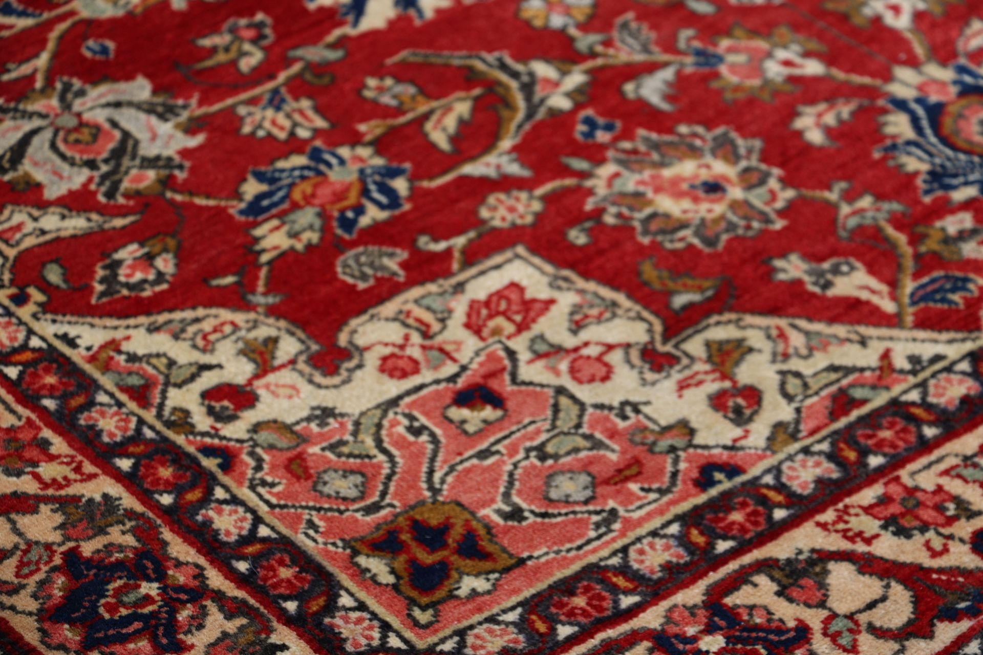Sarough Perserteppich 135 × 210 cm aus Wolle, handgeknüpft