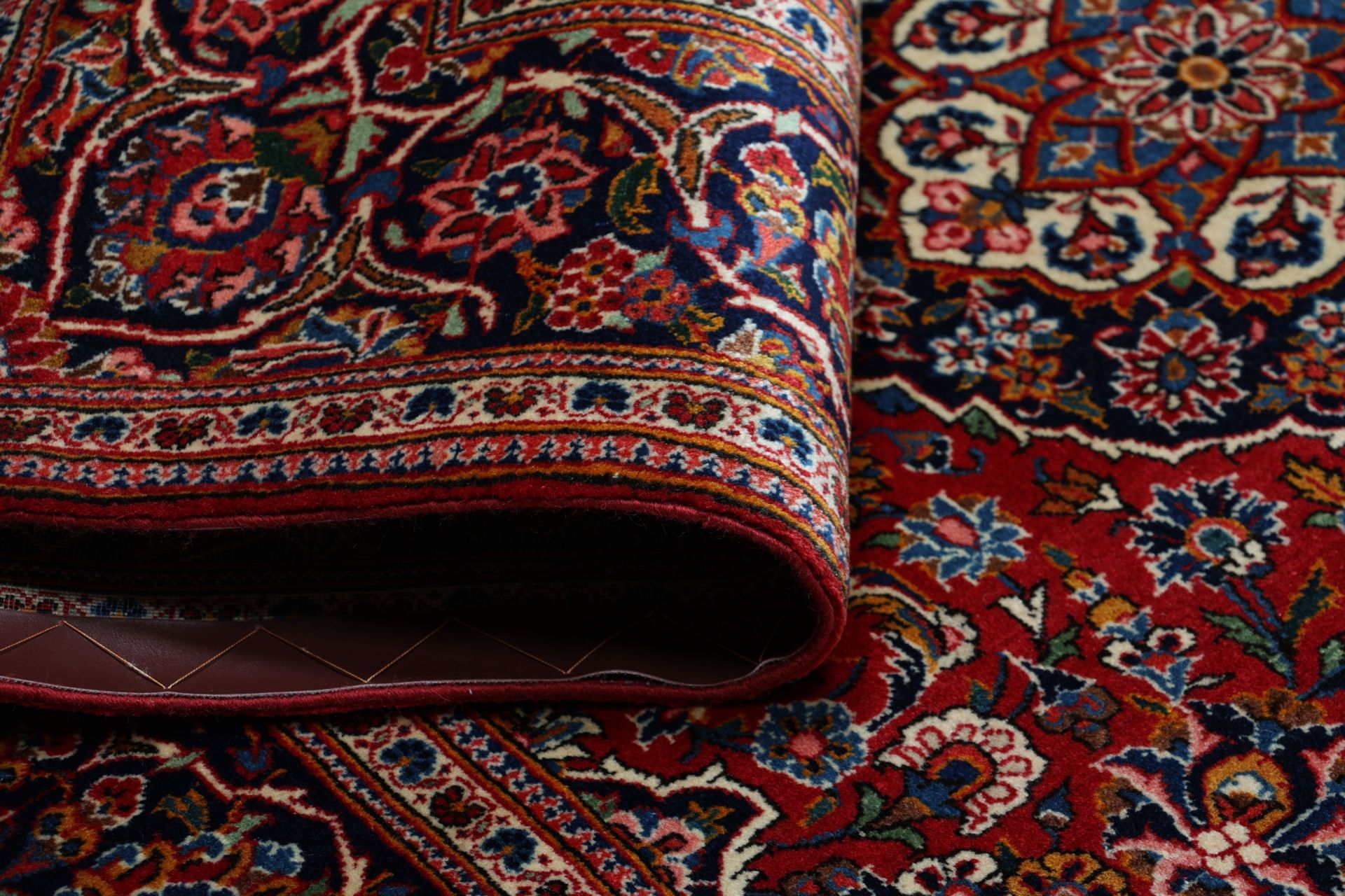 Kashan Perserteppich 140 × 220 cm aus Wolle, handgeknüpft