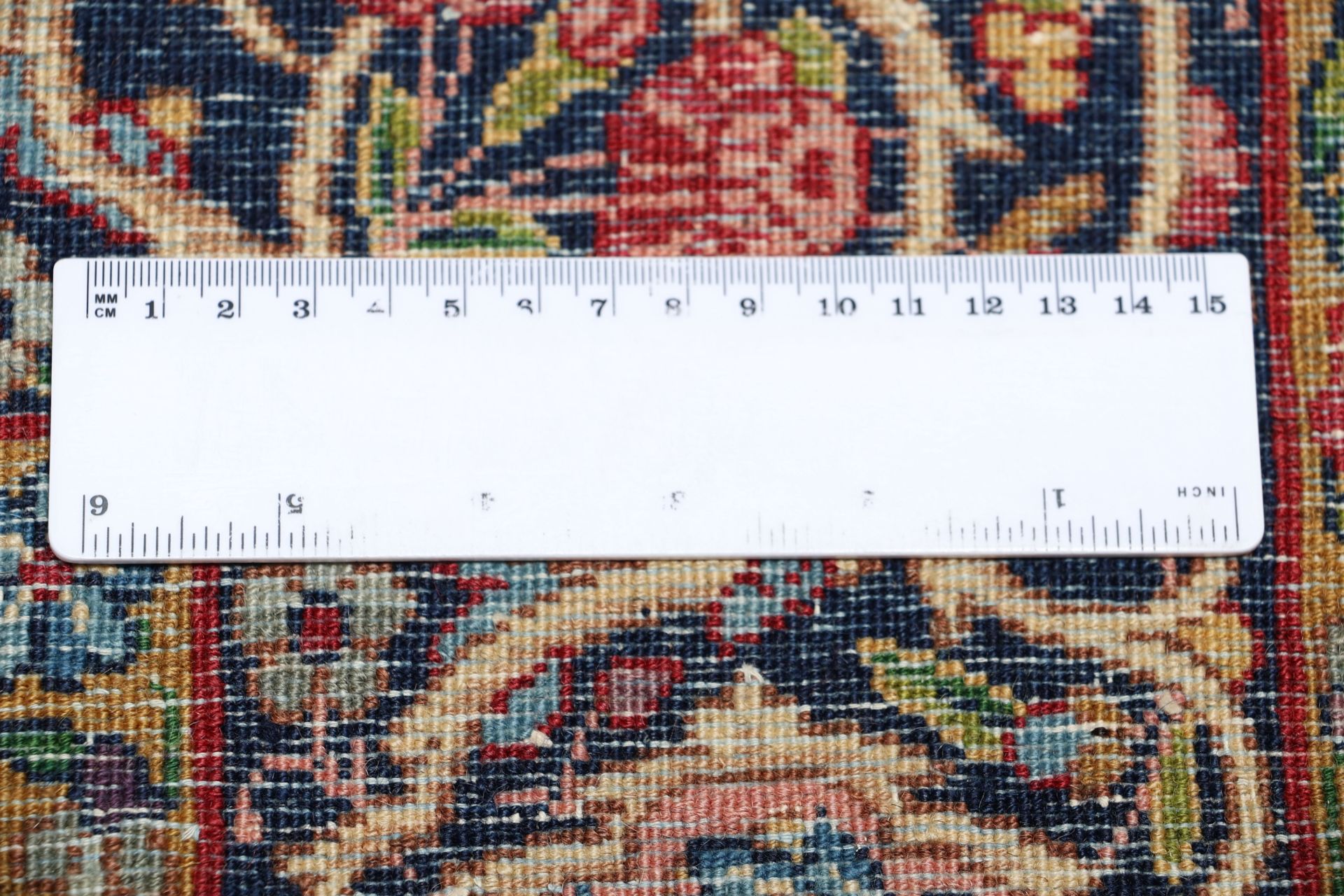 Kerman Perserteppich 135 × 223 cm aus Wolle, handgeknüpft