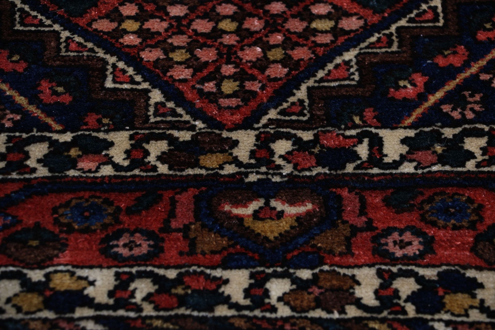 Antiker Bakhtiari Perserteppich, 142 × 220 cm, Wolle