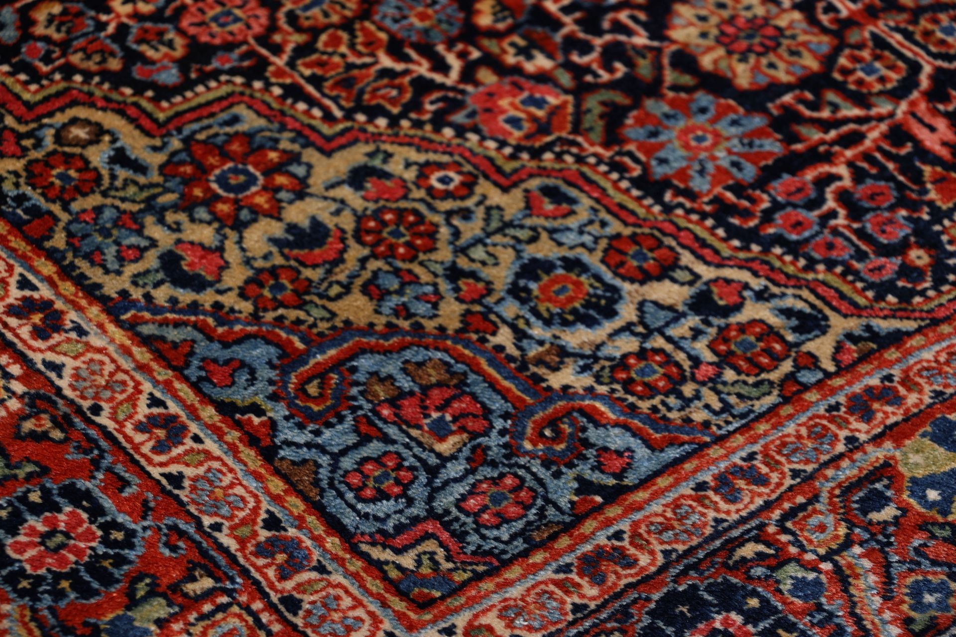Sarough Perserteppich antik, 127 × 205 cm, Wolle