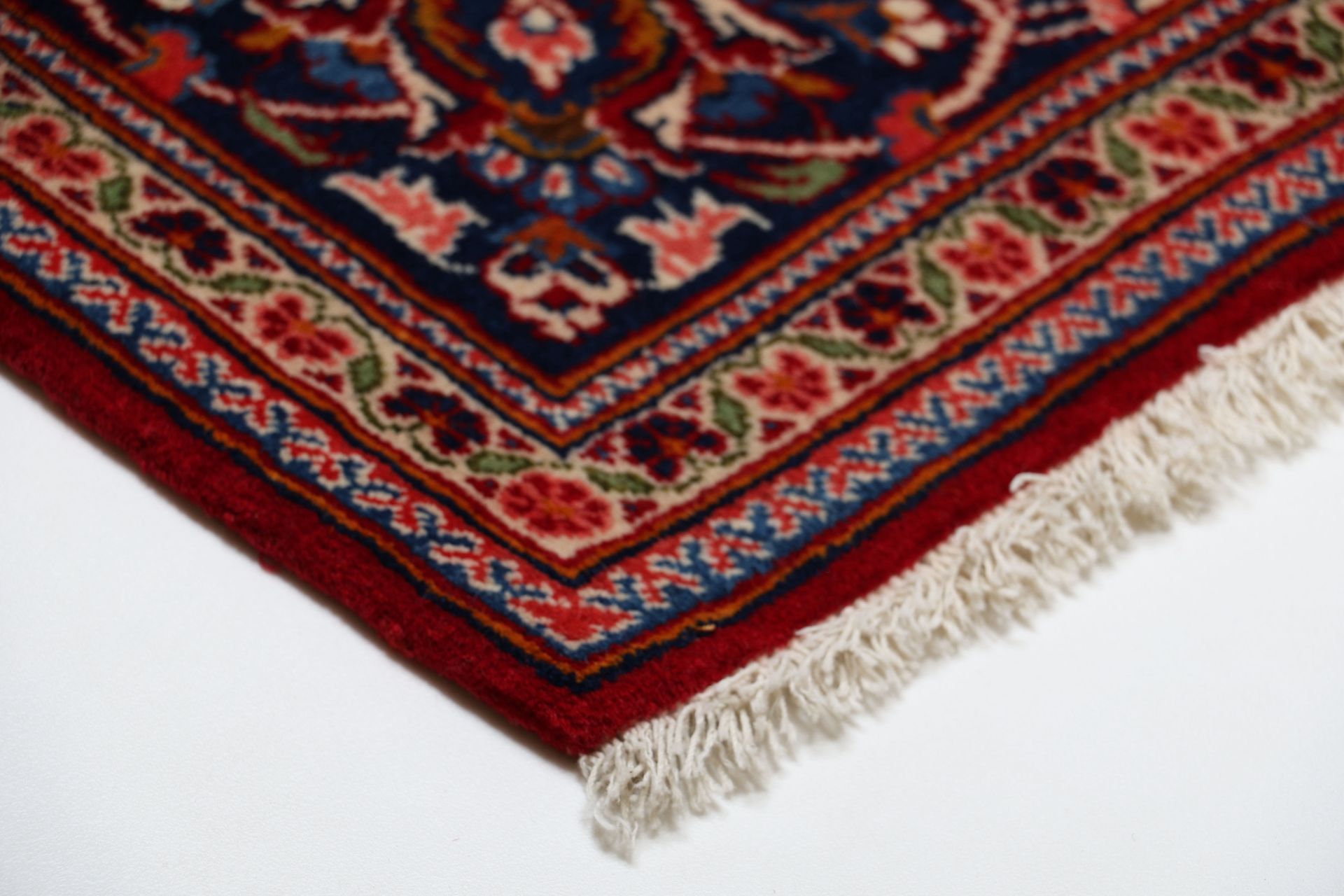 Kashan Perserteppich 140 × 213 cm aus Wolle, handgeknüpft