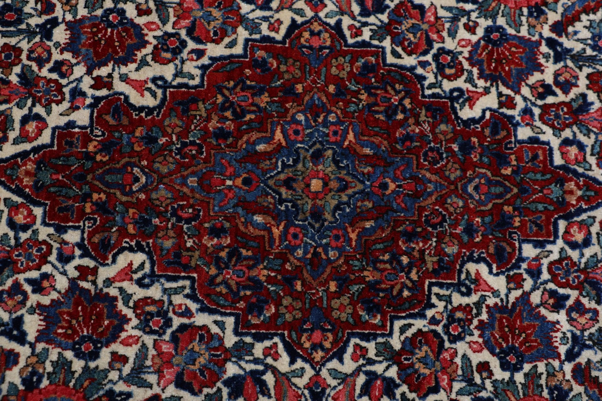 Antiker Perserteppich, 130 × 210 cm, Wolle