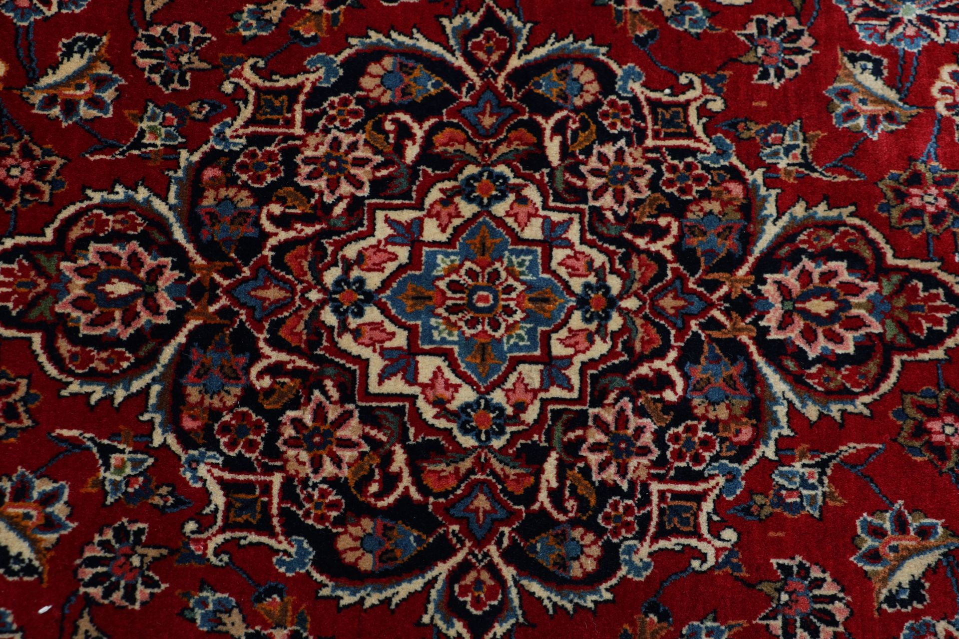 Kashan Perserteppich aus Iran, 127 × 220 cm