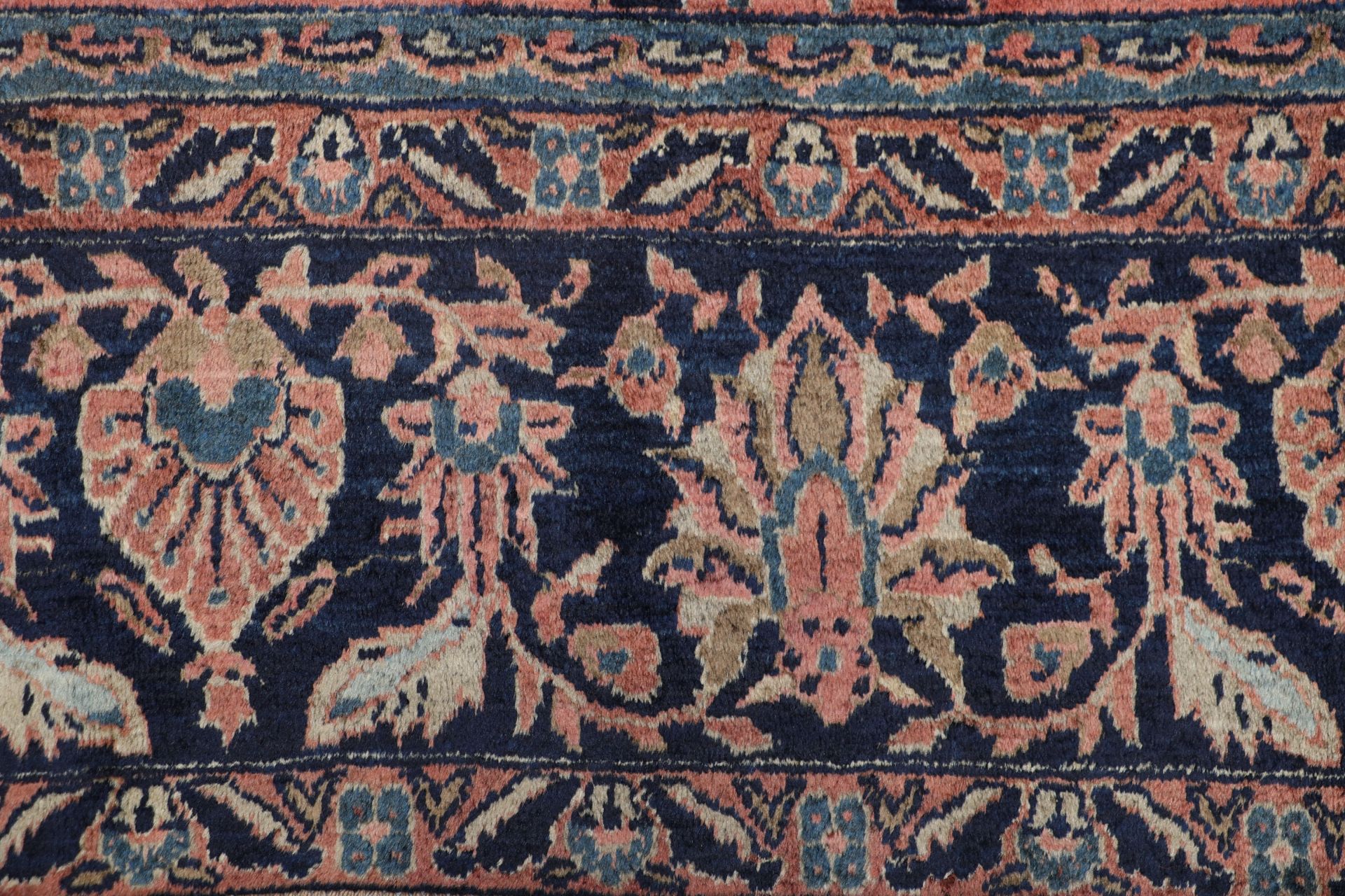 Antiker Sarough Perserteppich aus Iran, 233 × 342 cm