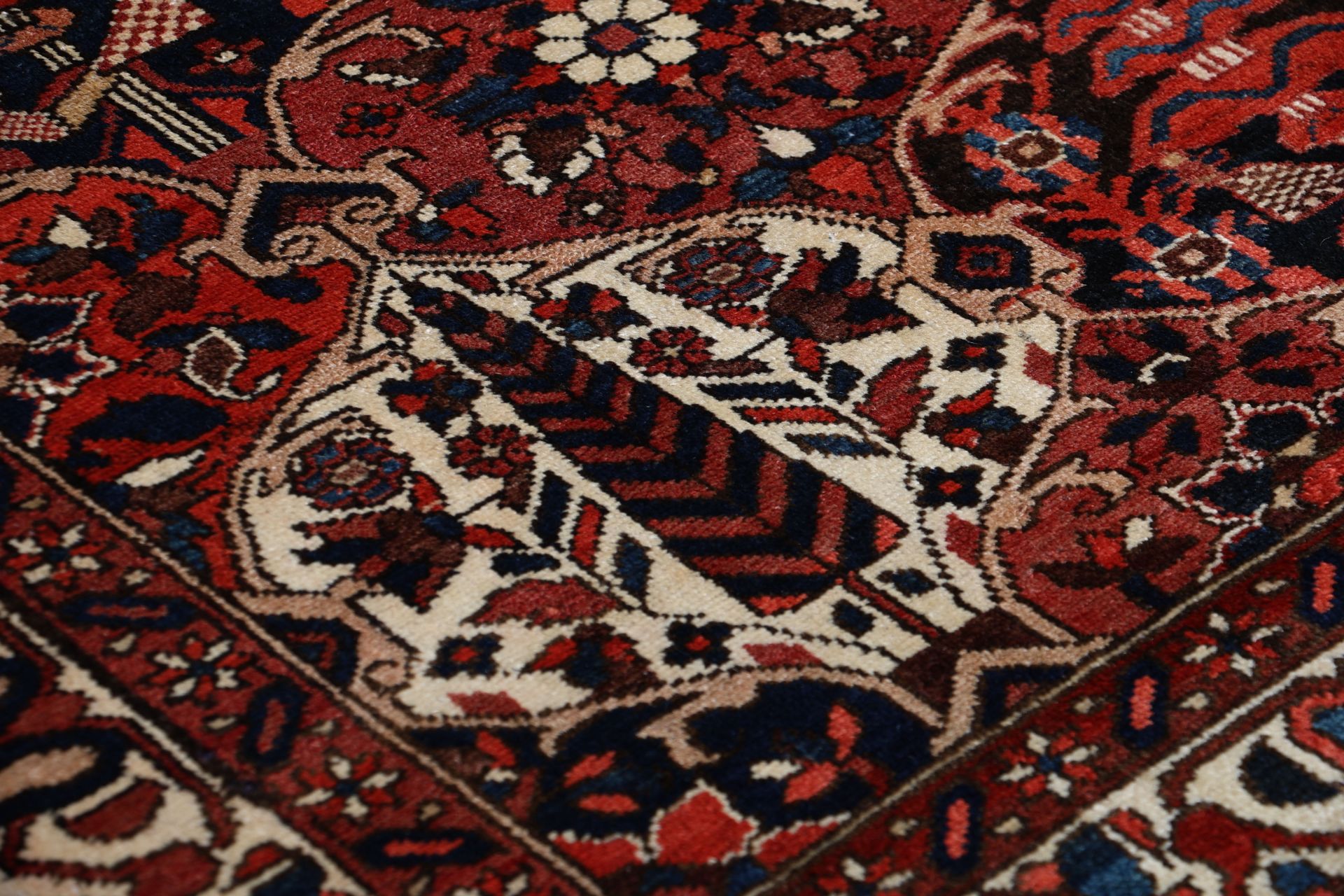 Bakhtiari Perserteppich antik, 148 × 218 cm, Wolle