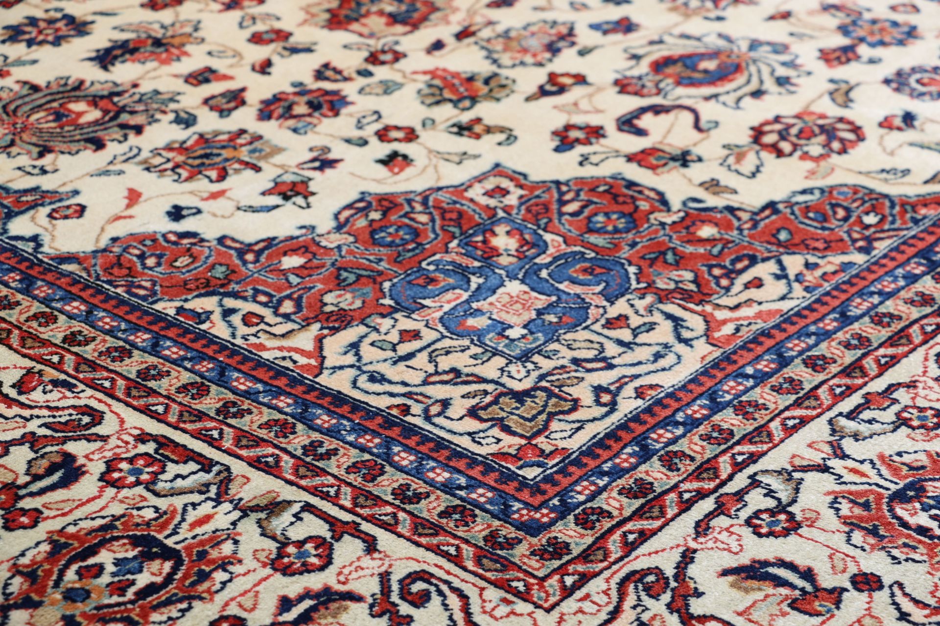 Sarough Perserteppich aus Iran, 274 × 360 cm