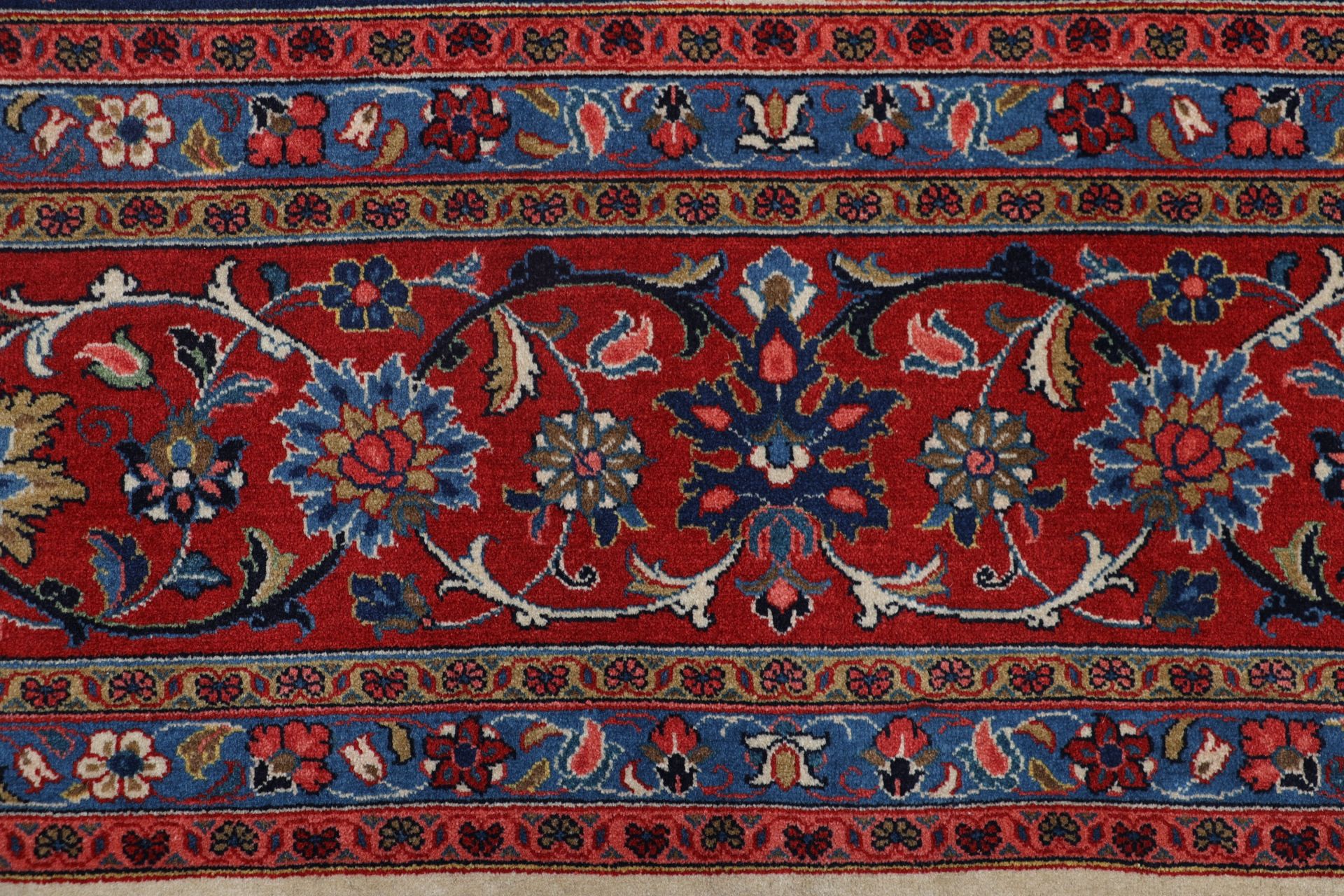 Handgeknüpfter Sarough Perserteppich 272 × 376 cm