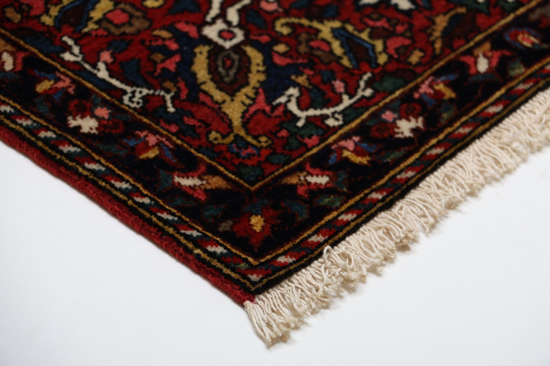 Antiker Bakhtiari Perserteppich, 140 × 216 cm, Wolle