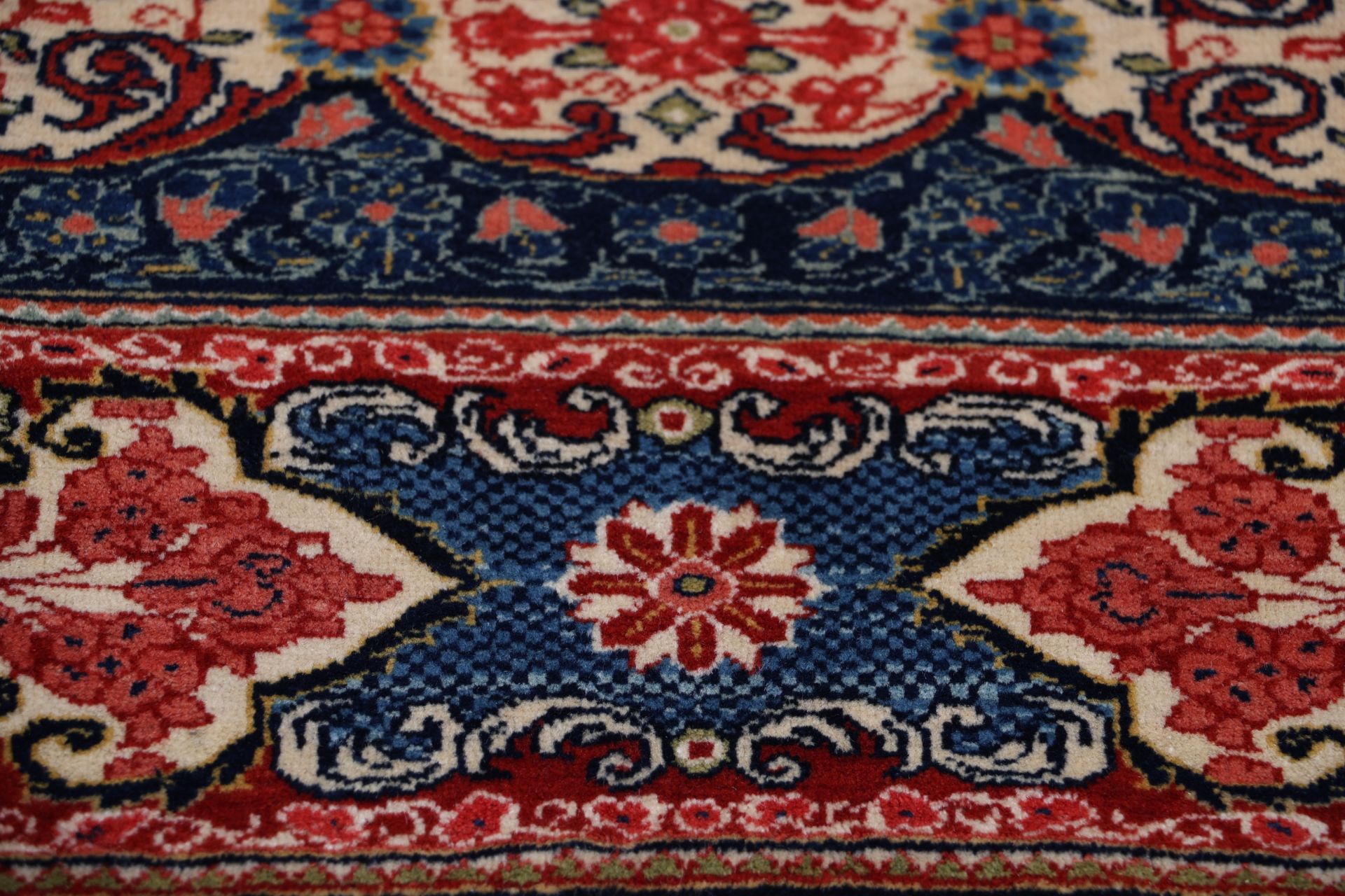 Antiker Sarough Perserteppich aus Iran, 135 × 201 cm