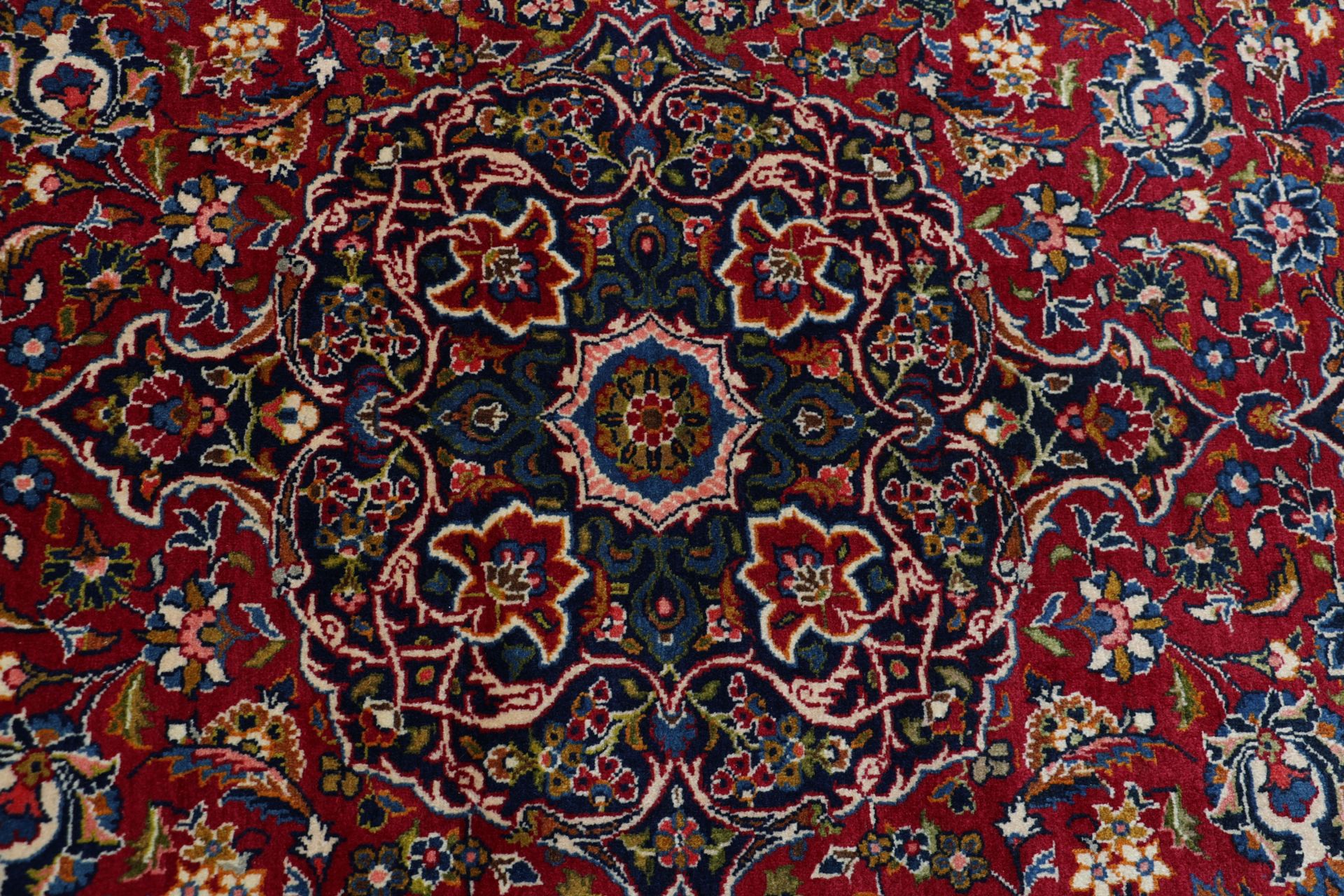 Kashan Perserteppich 142 × 211 cm aus Wolle, handgeknüpft