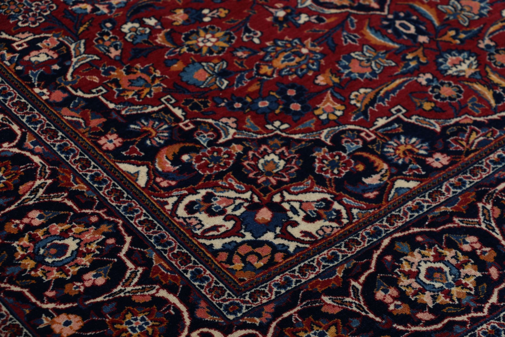 Kashan Perserteppich aus Iran, 130 × 198 cm