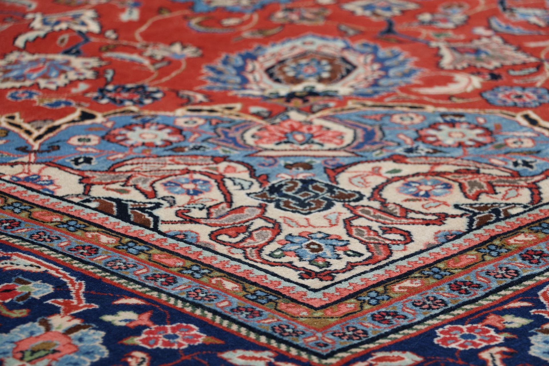 Handgeknüpfter Sarough Perserteppich 271 × 365 cm
