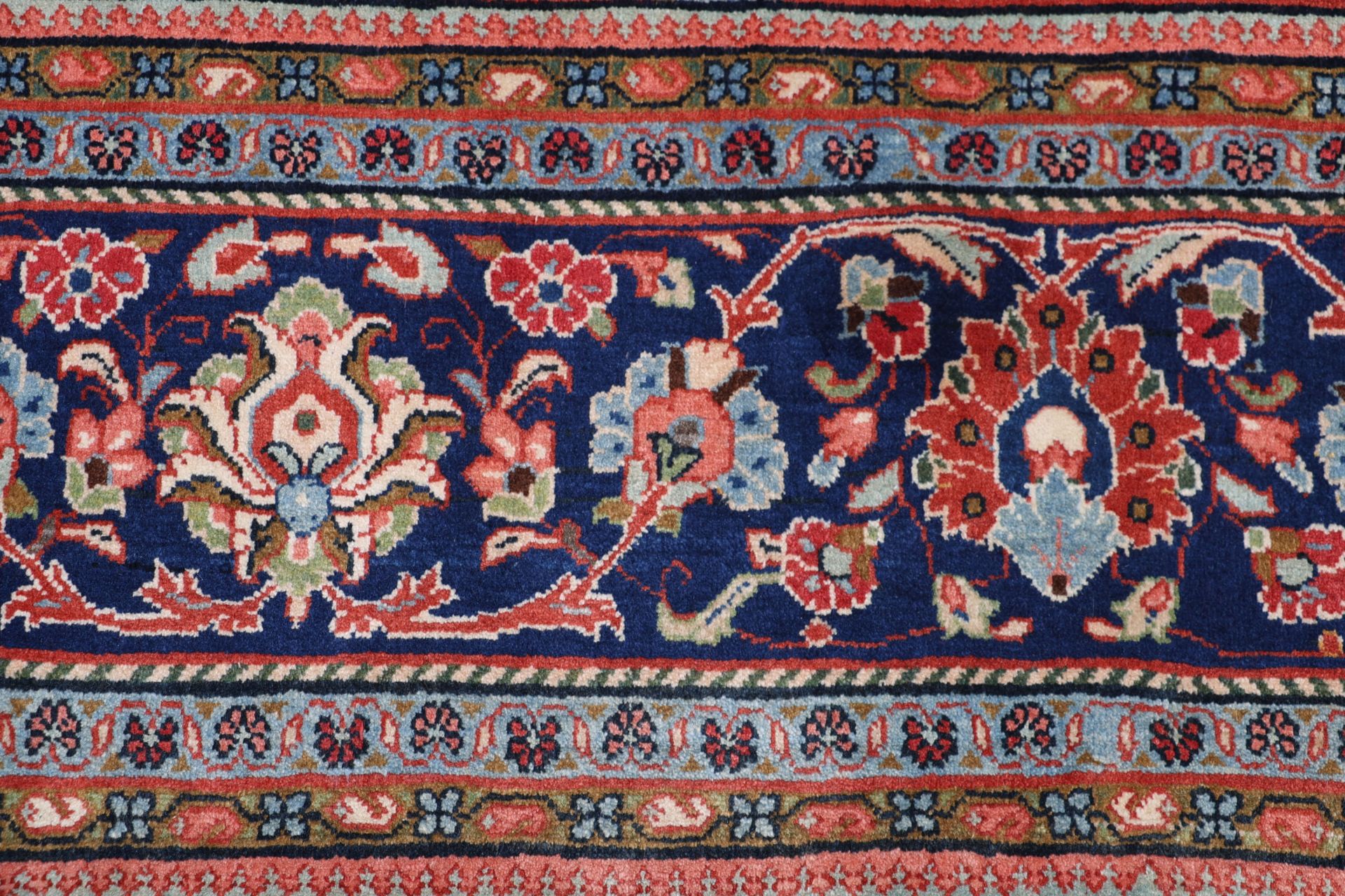 Handgeknüpfter Sarough Perserteppich 271 × 365 cm