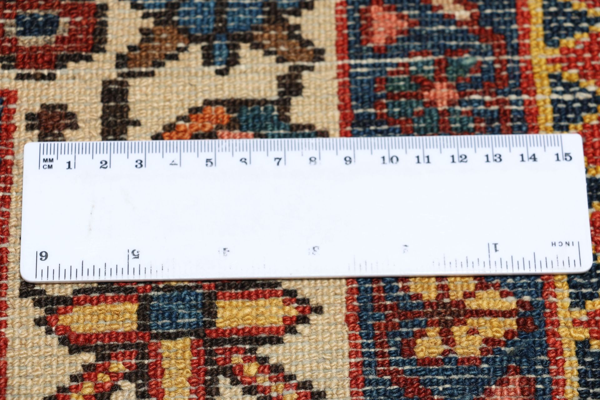 Bakhtiari Perserteppich 141 × 219 cm aus Wolle, handgeknüpft