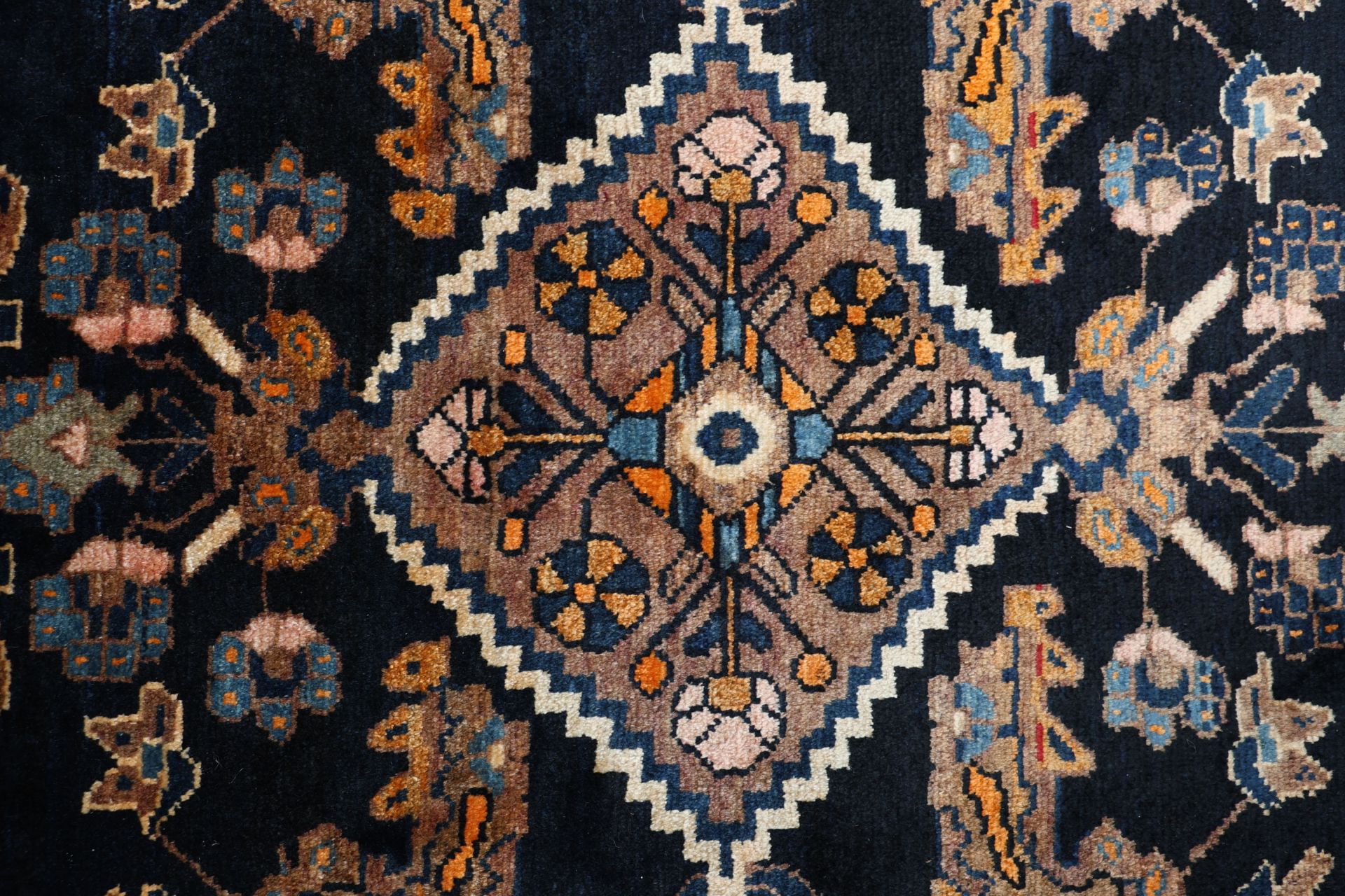 perserteppich-bachtiar-265-x-322-cm-schurwolle-handgeknupft-8 Bakhtiari Perserteppich 265 × 322 cm aus Wolle, handgeknüpft