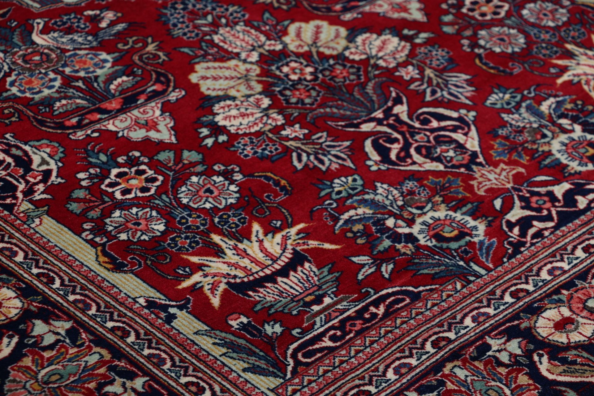 Antiker Kashan Perserteppich aus Iran, 135 × 205 cm